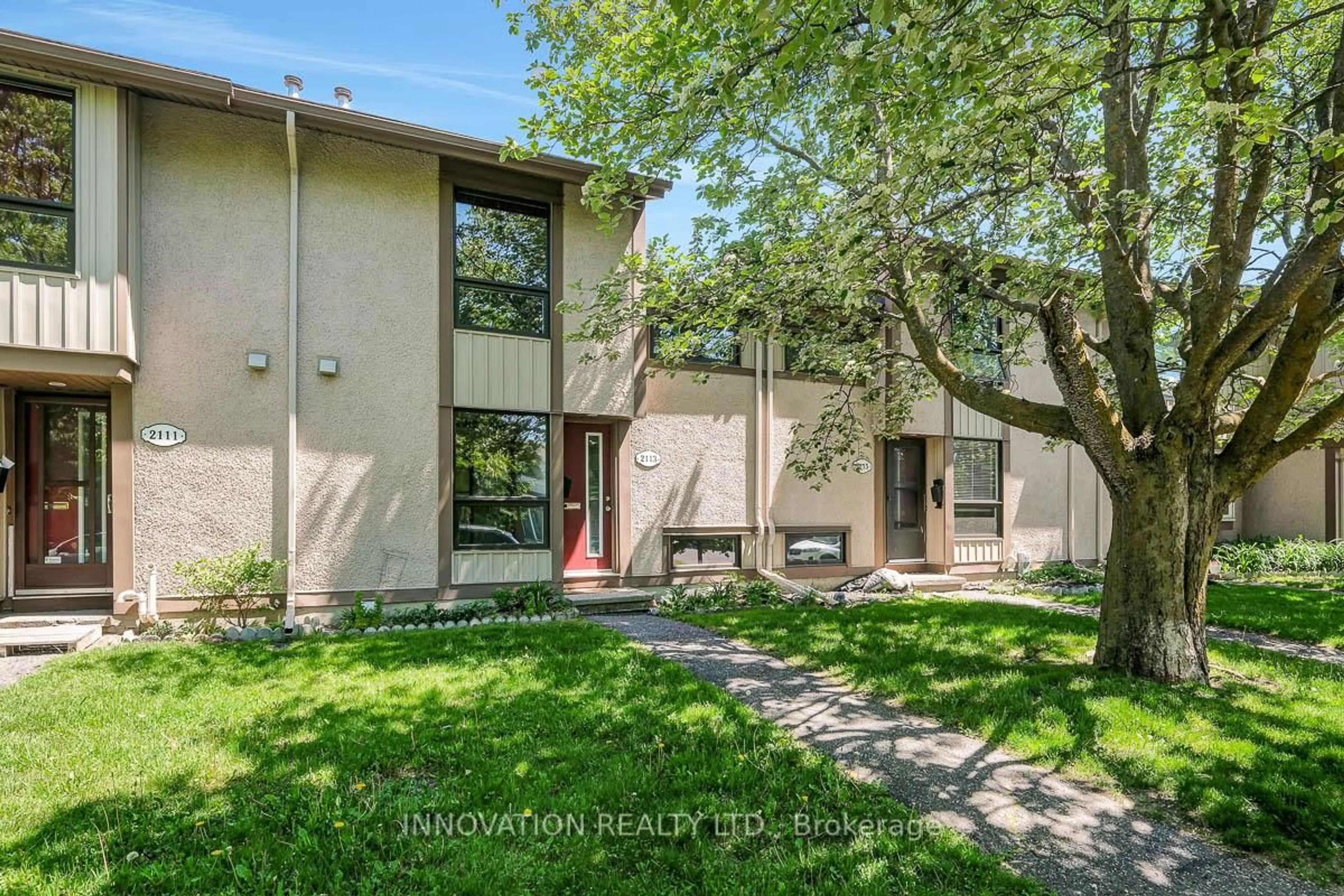 Unknown for 2113 Stonehenge Cres, Ottawa Ontario K1B 4N7