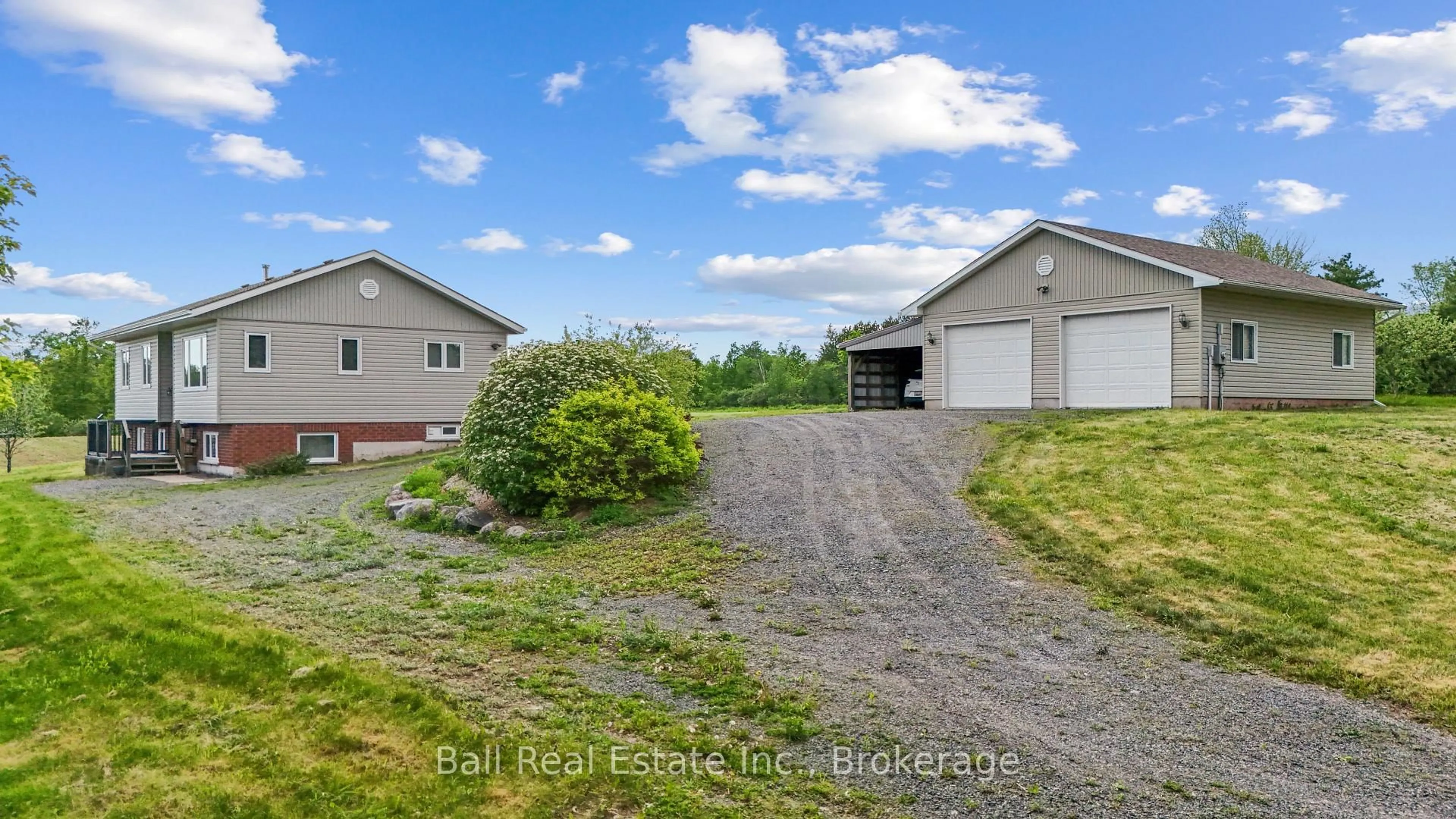 A pic from outside/outdoor area/front of a property/back of a property/a pic from drone, unknown for 1869 Vansickle Rd, Havelock-Belmont-Methuen Ontario K0L 1Z0