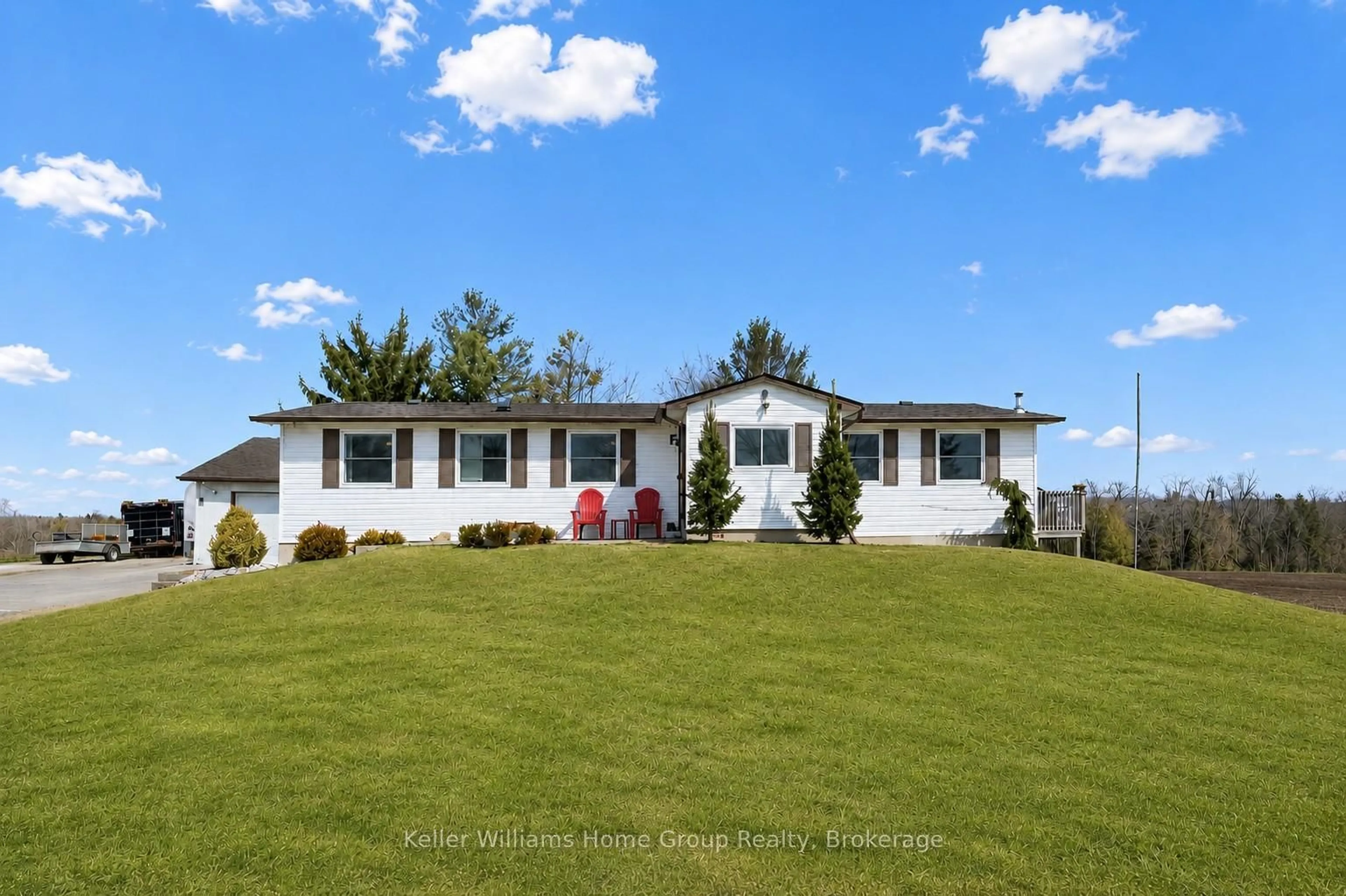Home with vinyl exterior material, water/lake/river/ocean view for 5789 Seventh Line, Guelph/Eramosa Ontario N0B 2K0