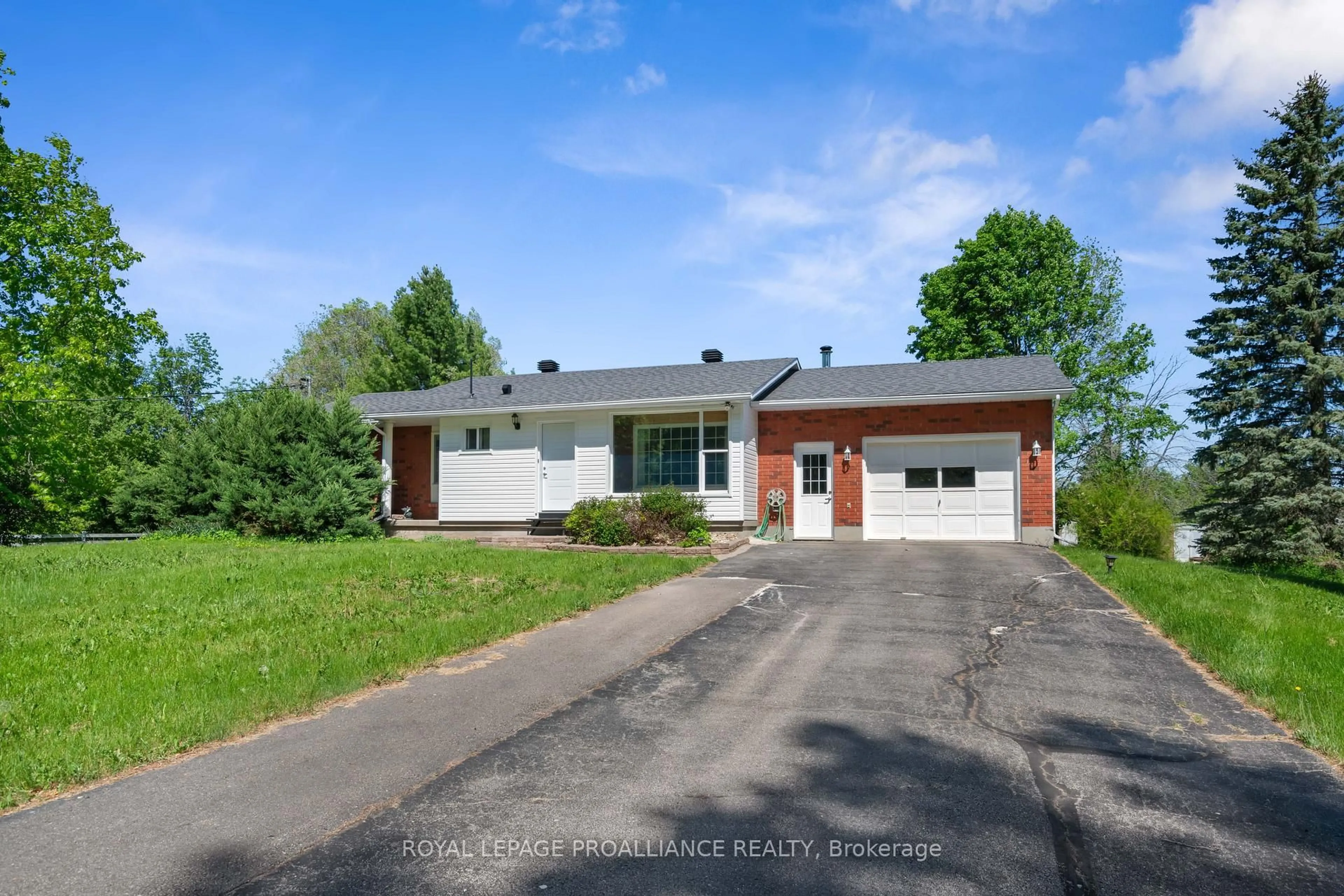 Home with brick exterior material, street for 706 Kitley 3 Line, Elizabethtown-Kitley Ontario K0G 1G0