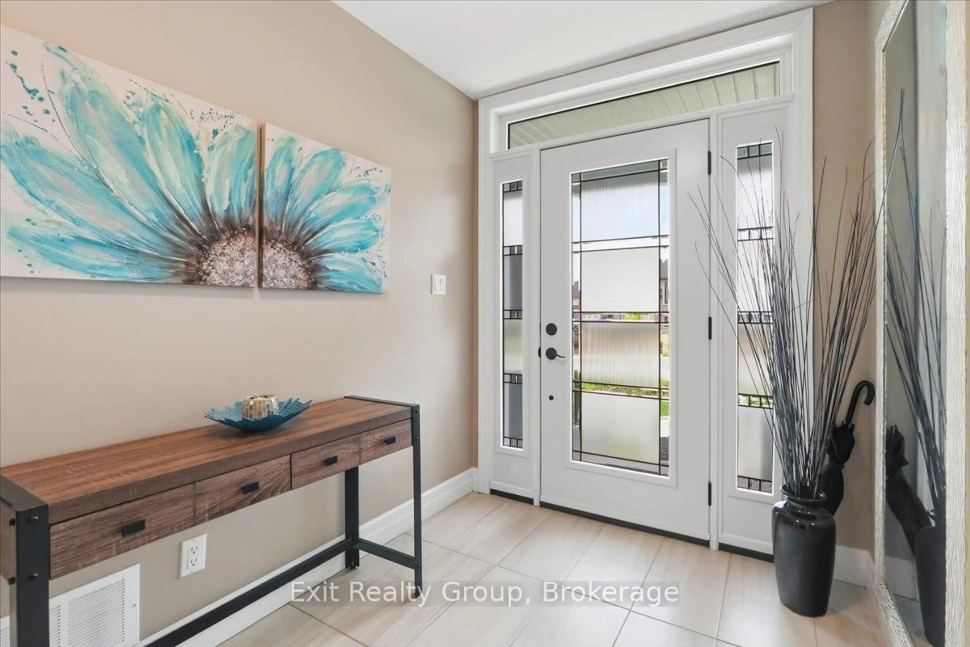 Indoor entryway for 53 Meagan Lane, Hastings Ontario K0K 2C0