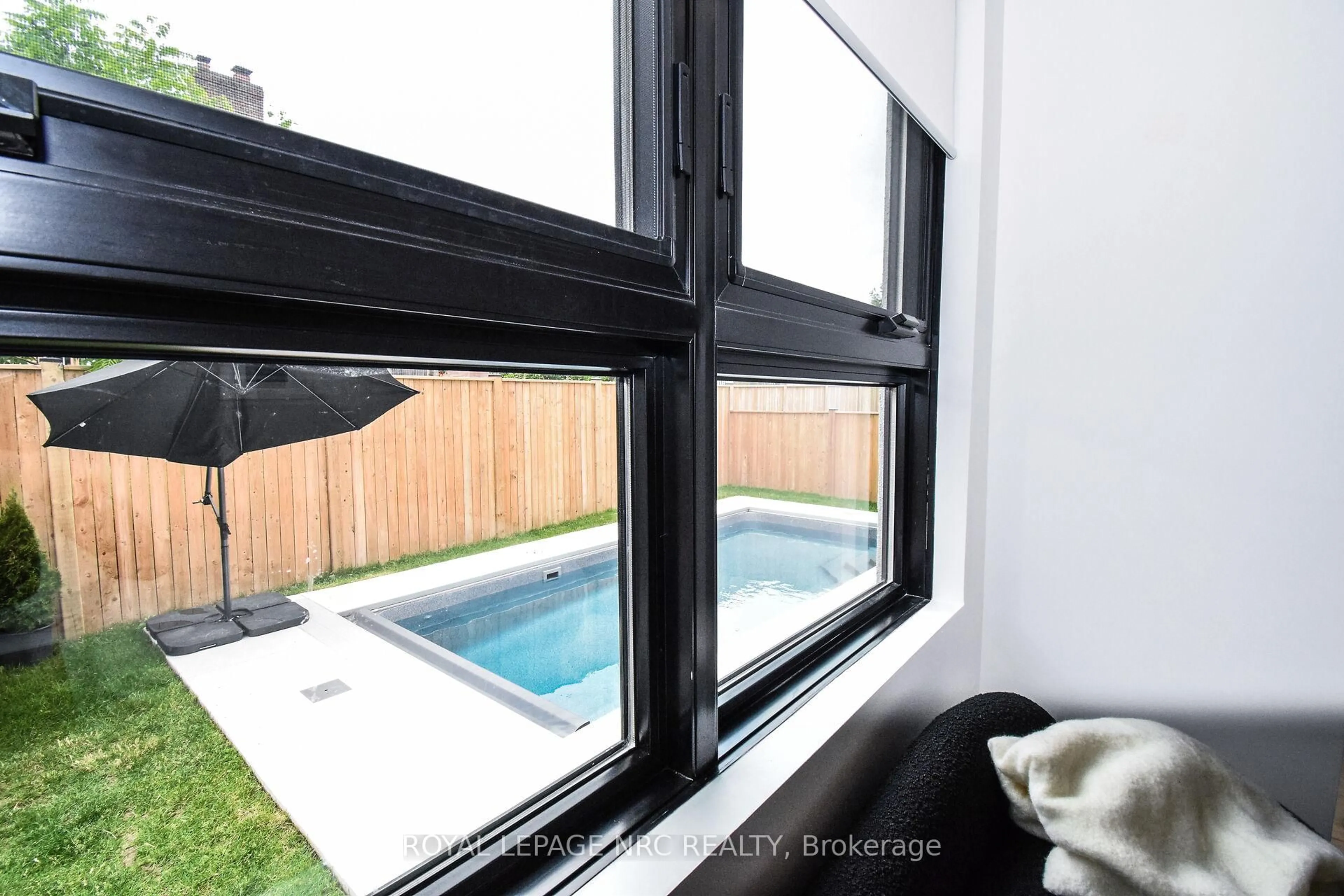Unknown for 82 IVY Cres, Thorold Ontario L2V 0J9