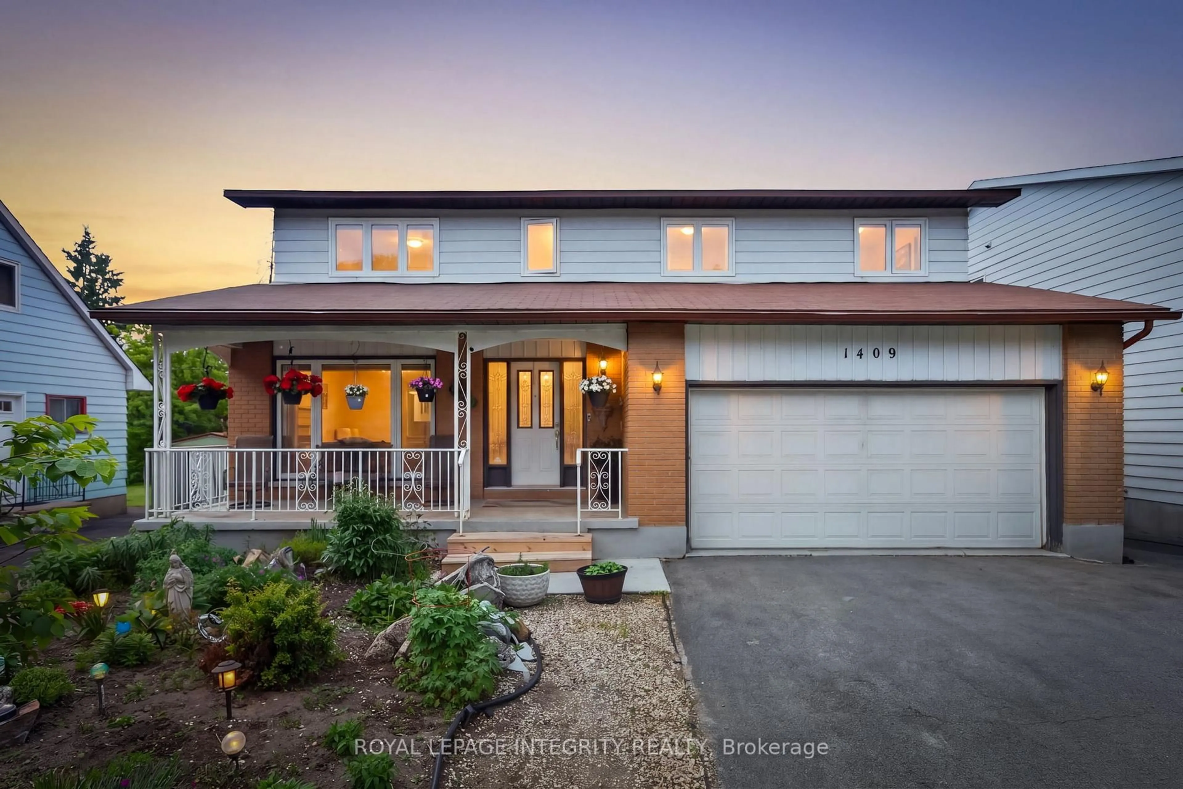 Home with brick exterior material, street for 1409 Lepage Ave, Ottawa Ontario K1Z 8M8
