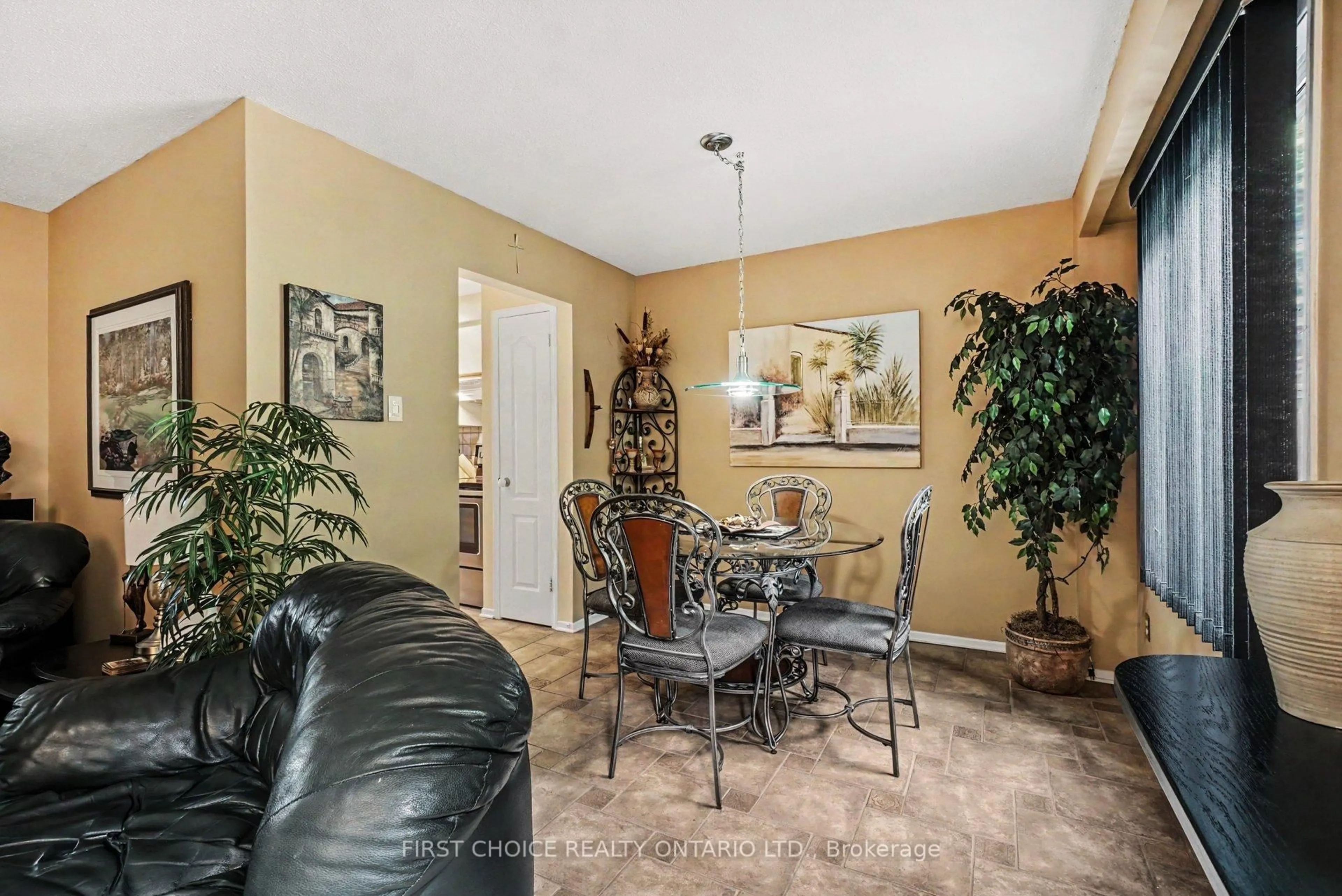 Unknown for 1793 Axminster Crt #34, Ottawa Ontario K1C 1Z5