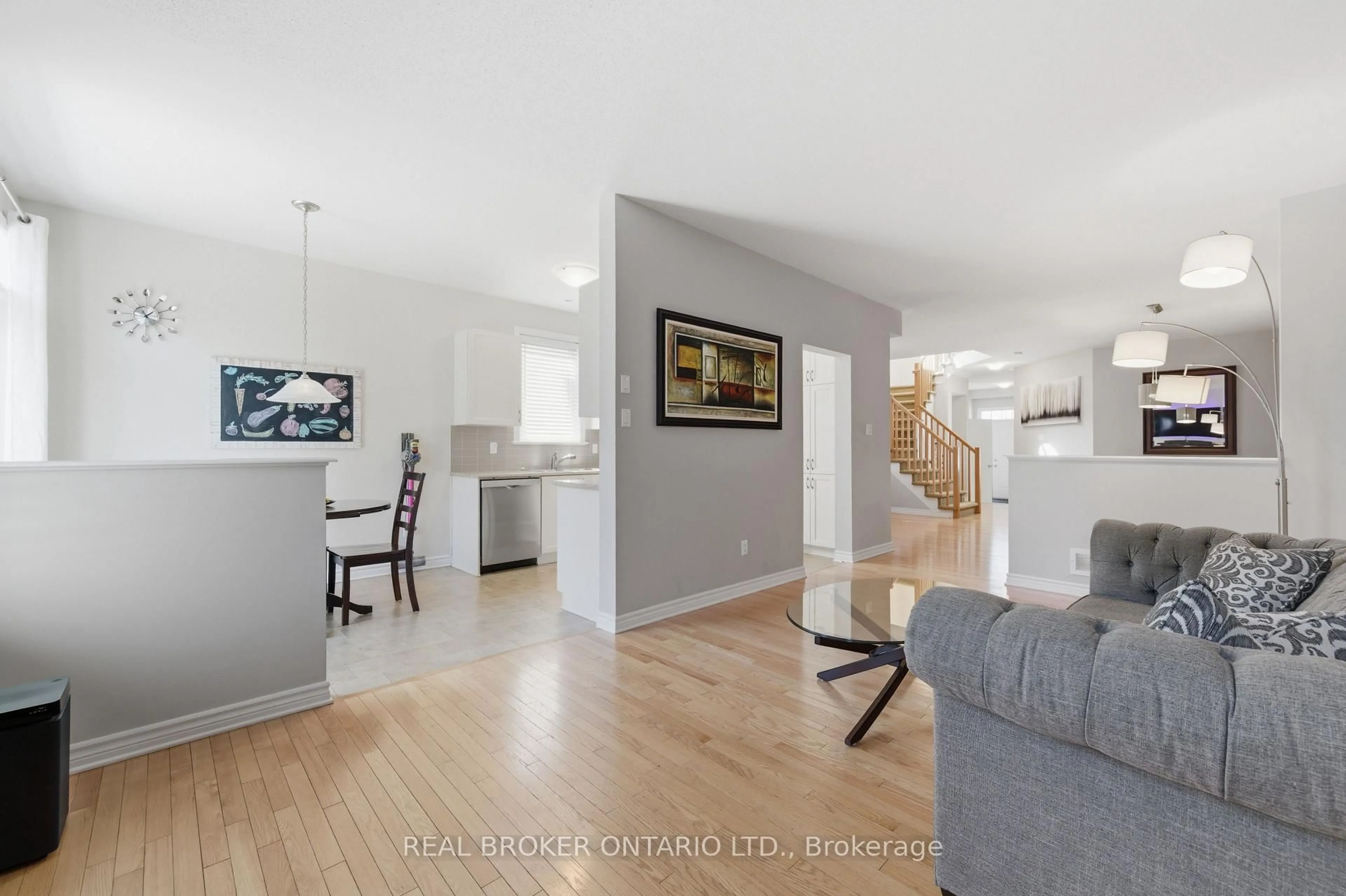 Unknown for 417 STALWART Cres, Ottawa Ontario K1T 0H2