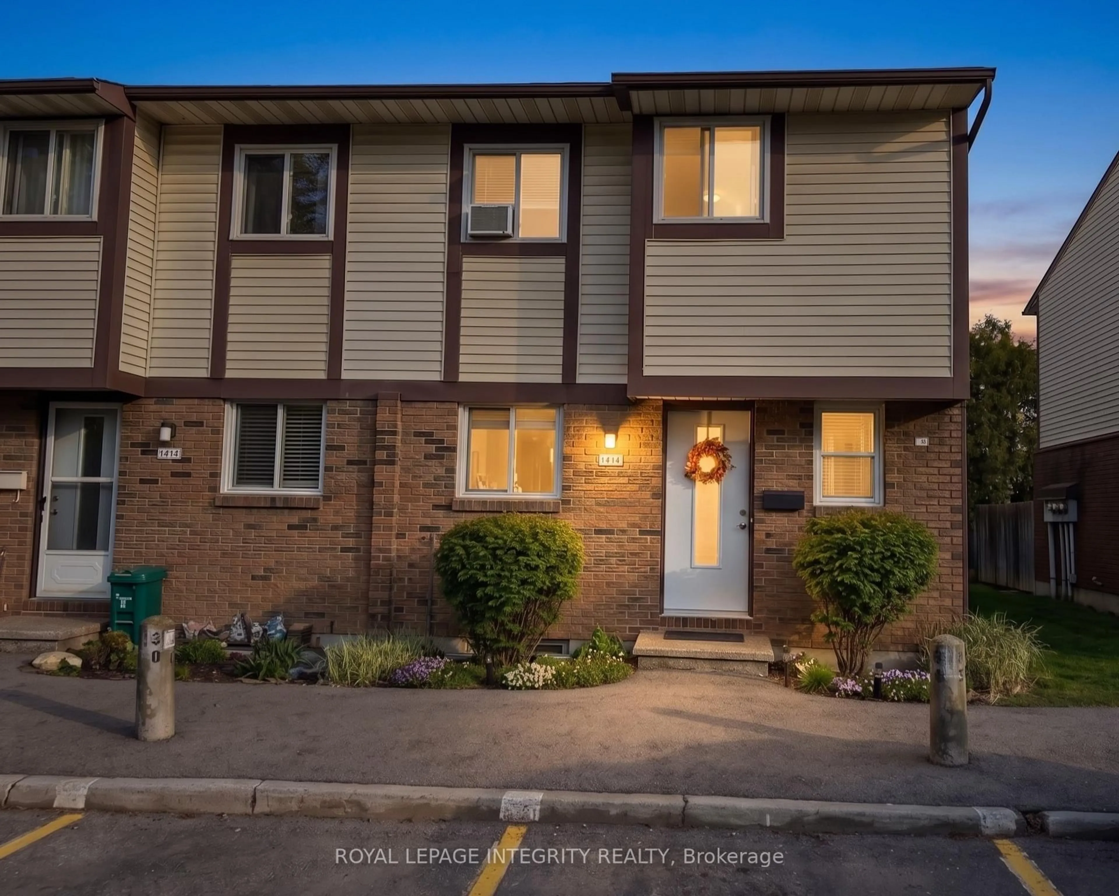 Home with brick exterior material, street for 1414 Foxwell St #6, Ottawa Ontario K1B 5J4