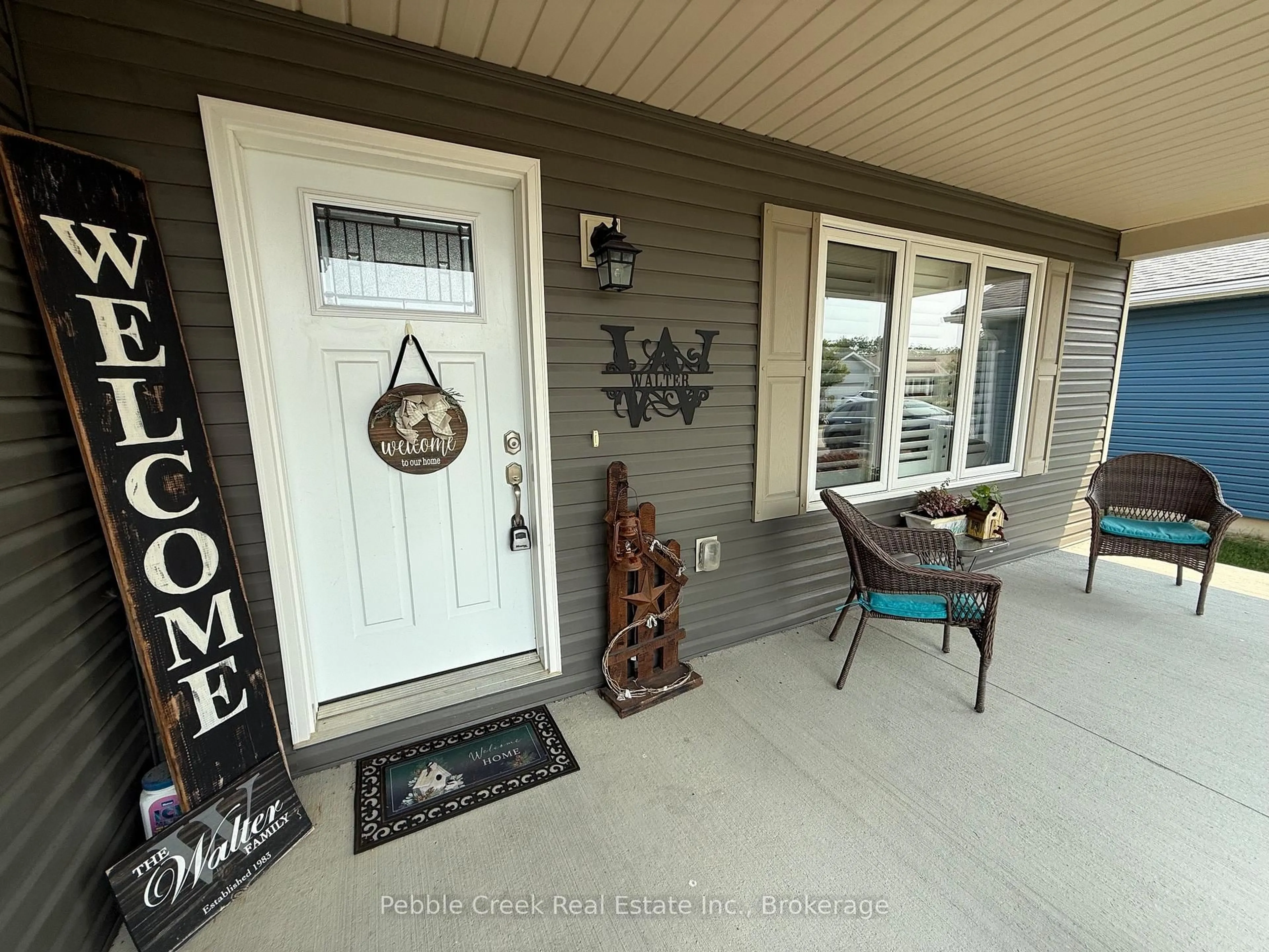 Indoor entryway for 24 Huron Heights Dr, Ashfield-Colborne-Wawanosh Ontario N7A 0B1