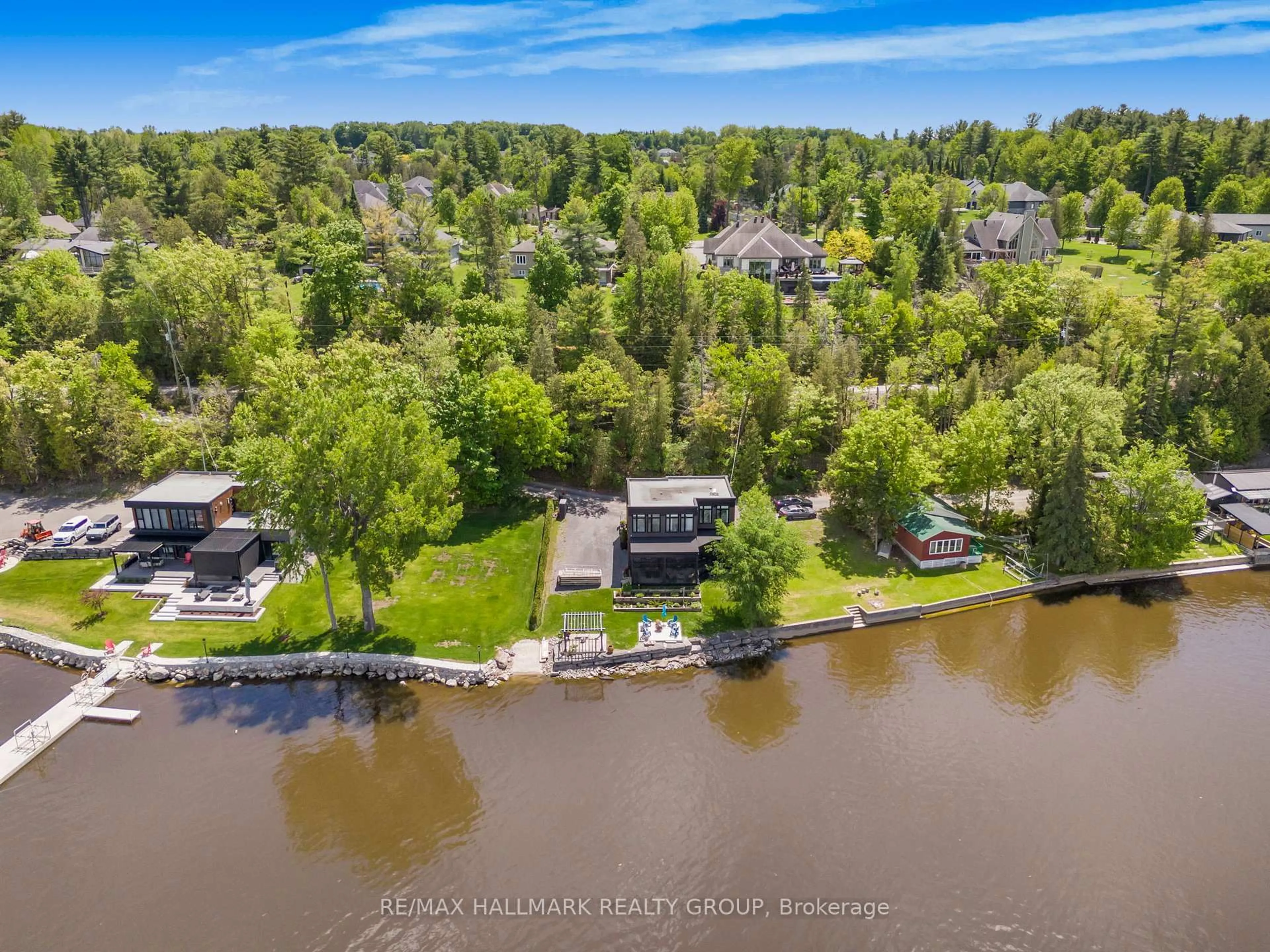 A pic from outside/outdoor area/front of a property/back of a property/a pic from drone, water/lake/river/ocean view for 478 WILSON Rd #14, Clarence-Rockland Ontario K4K 1K7