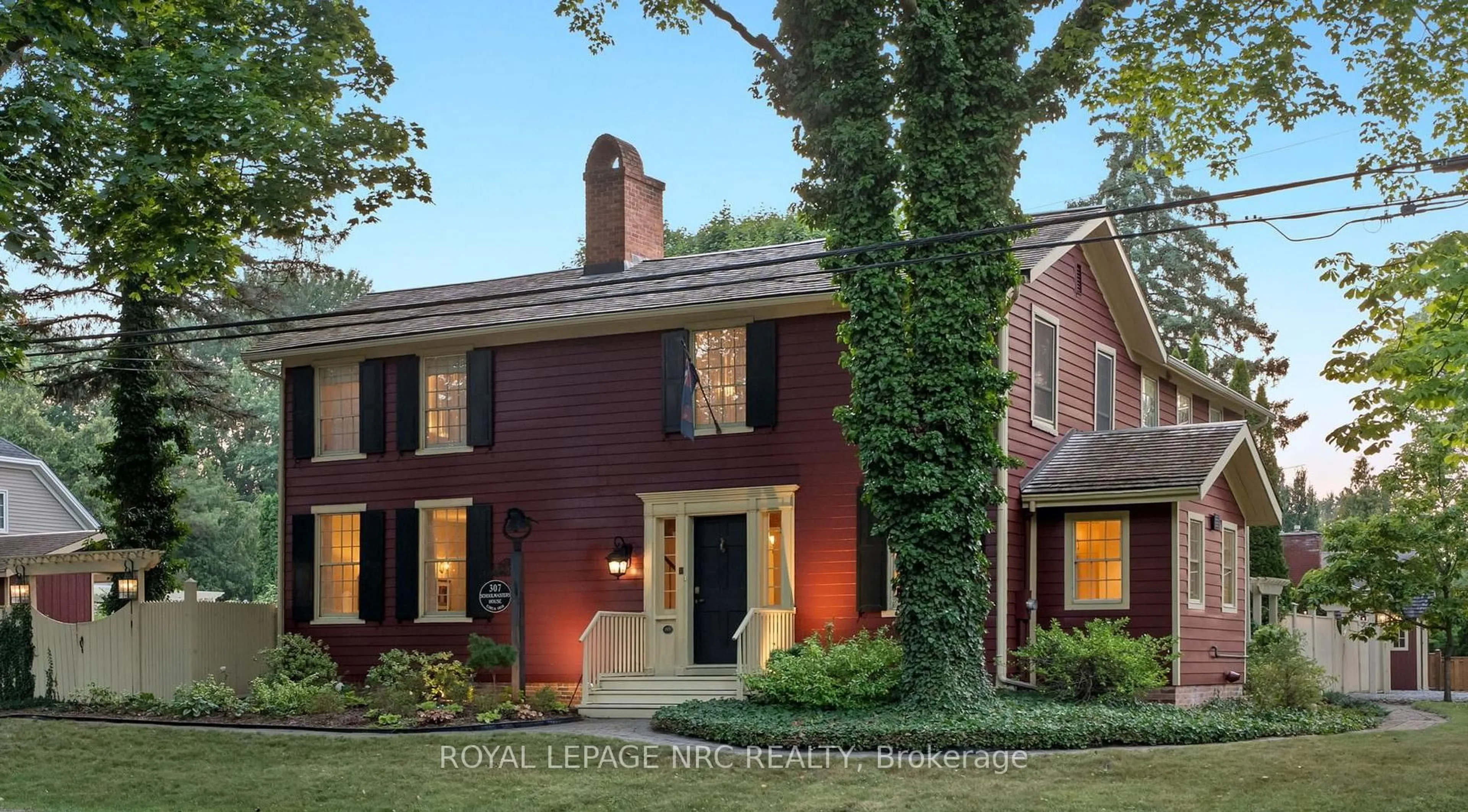 Home with brick exterior material, street for 307 Mississagua St, Niagara-on-the-Lake Ontario L0S 1J0
