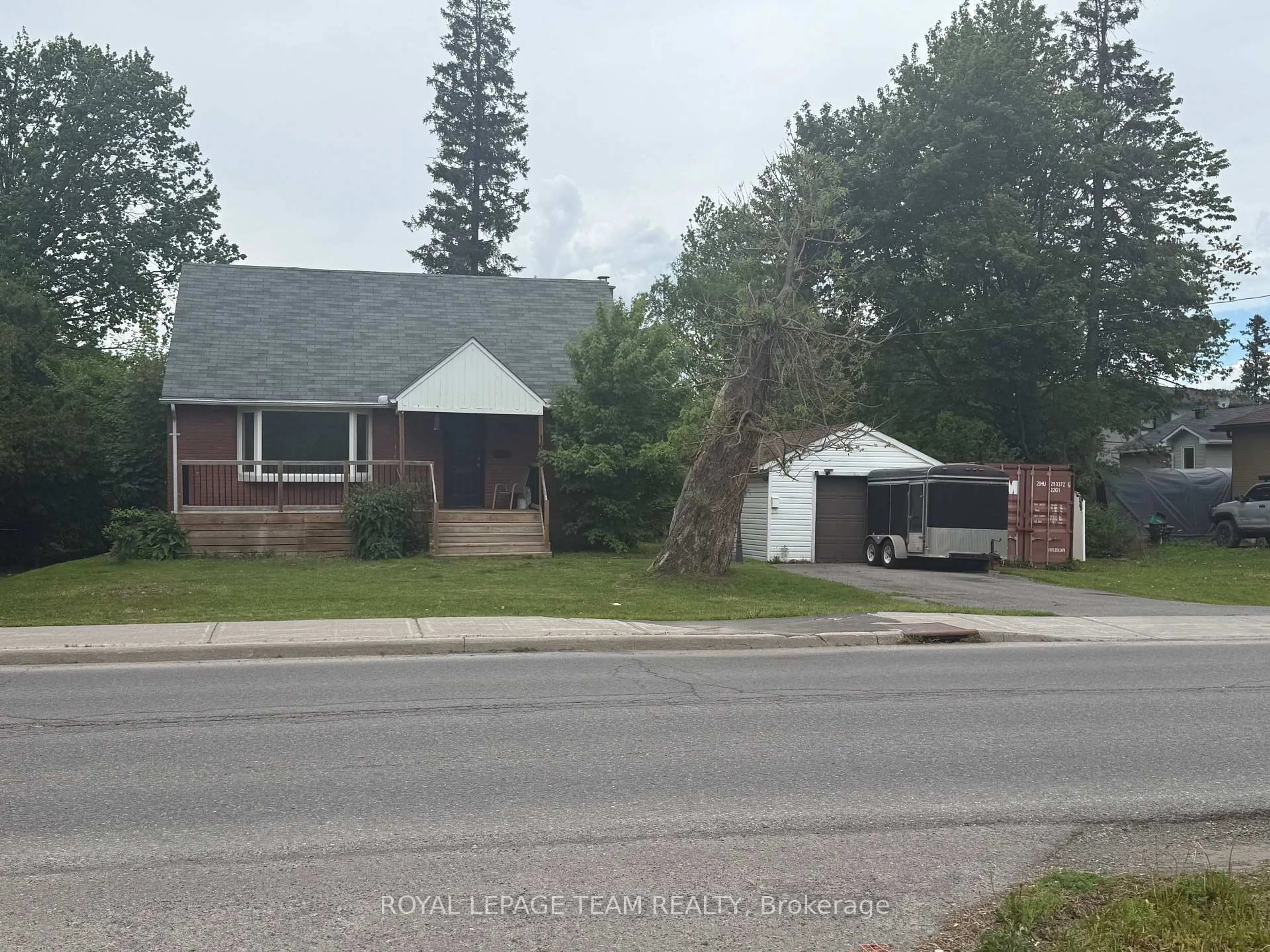 Unknown for 163 Norice St, Ottawa Ontario K2G 2Y5