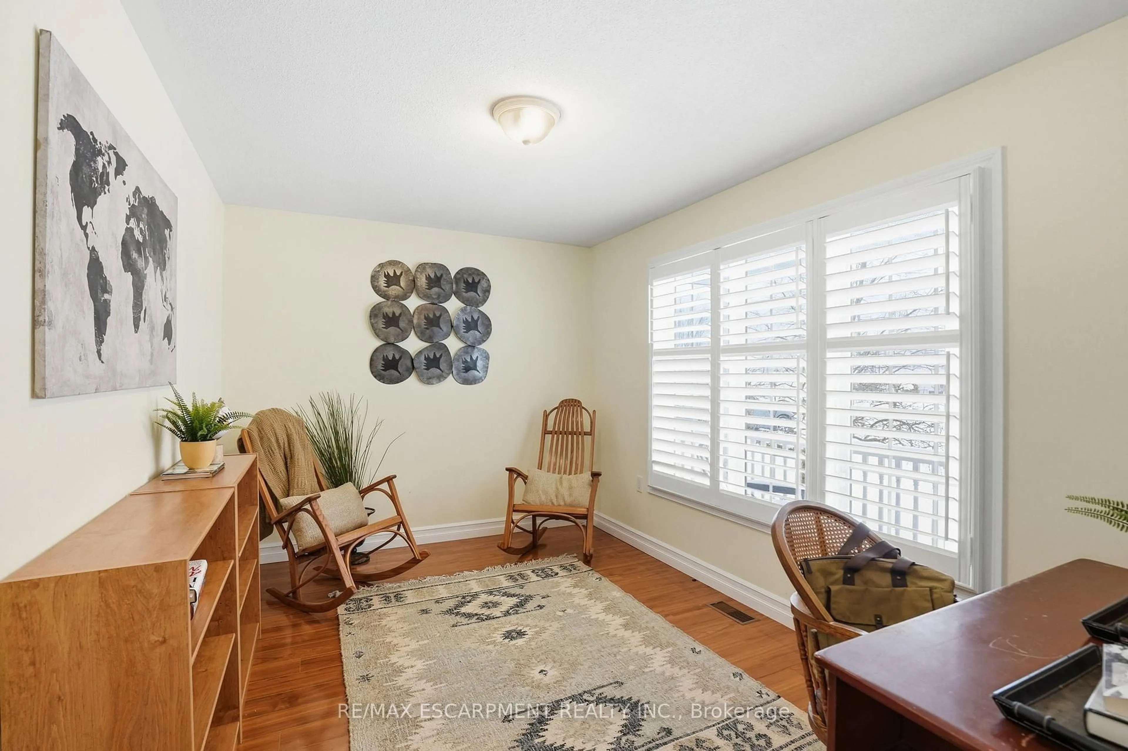 Unknown for 148 Glenariff Dr, Hamilton Ontario L8B 1A5