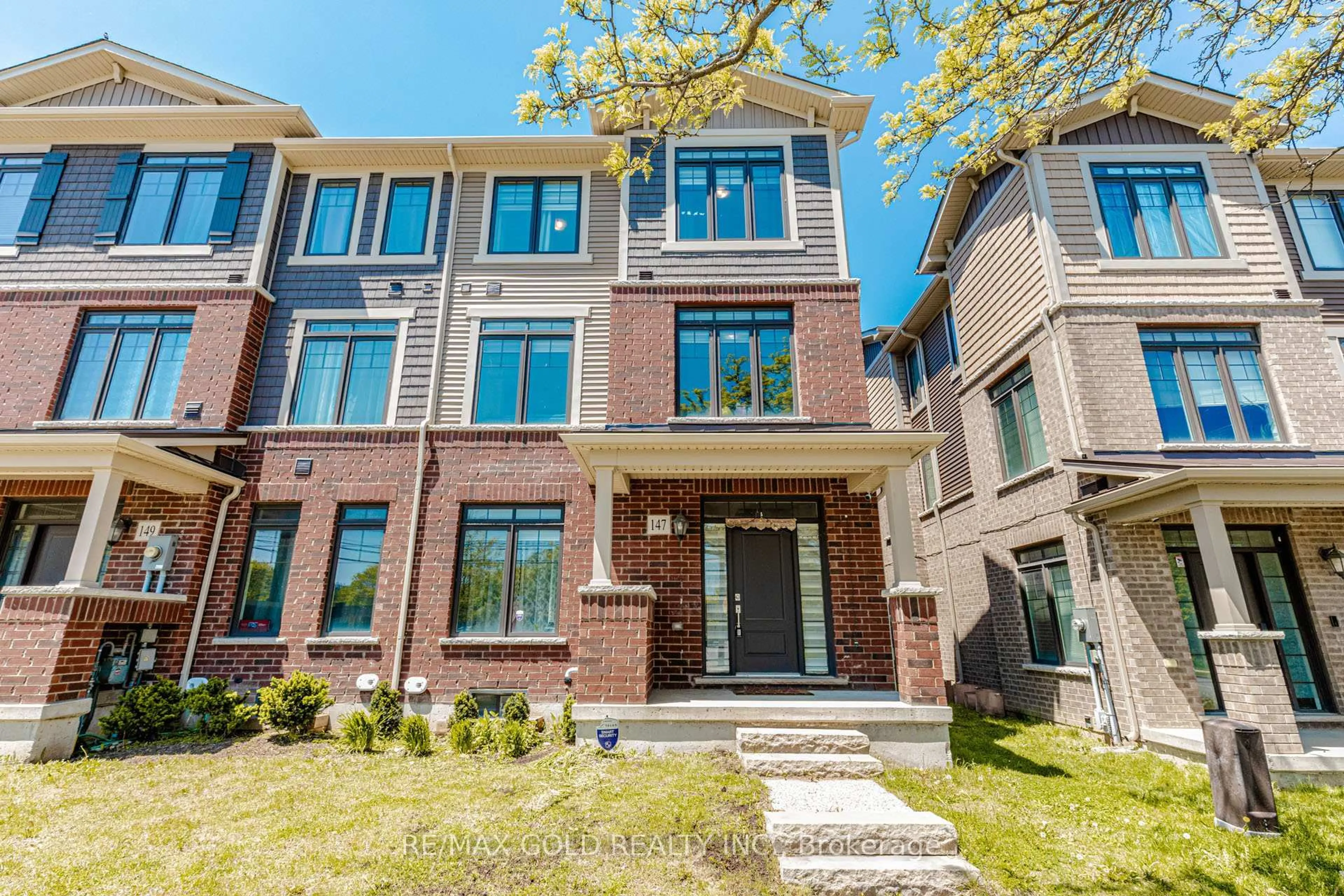 Home with brick exterior material, street for 147 Hibiscus Lane, Hamilton Ontario L8K 0A3