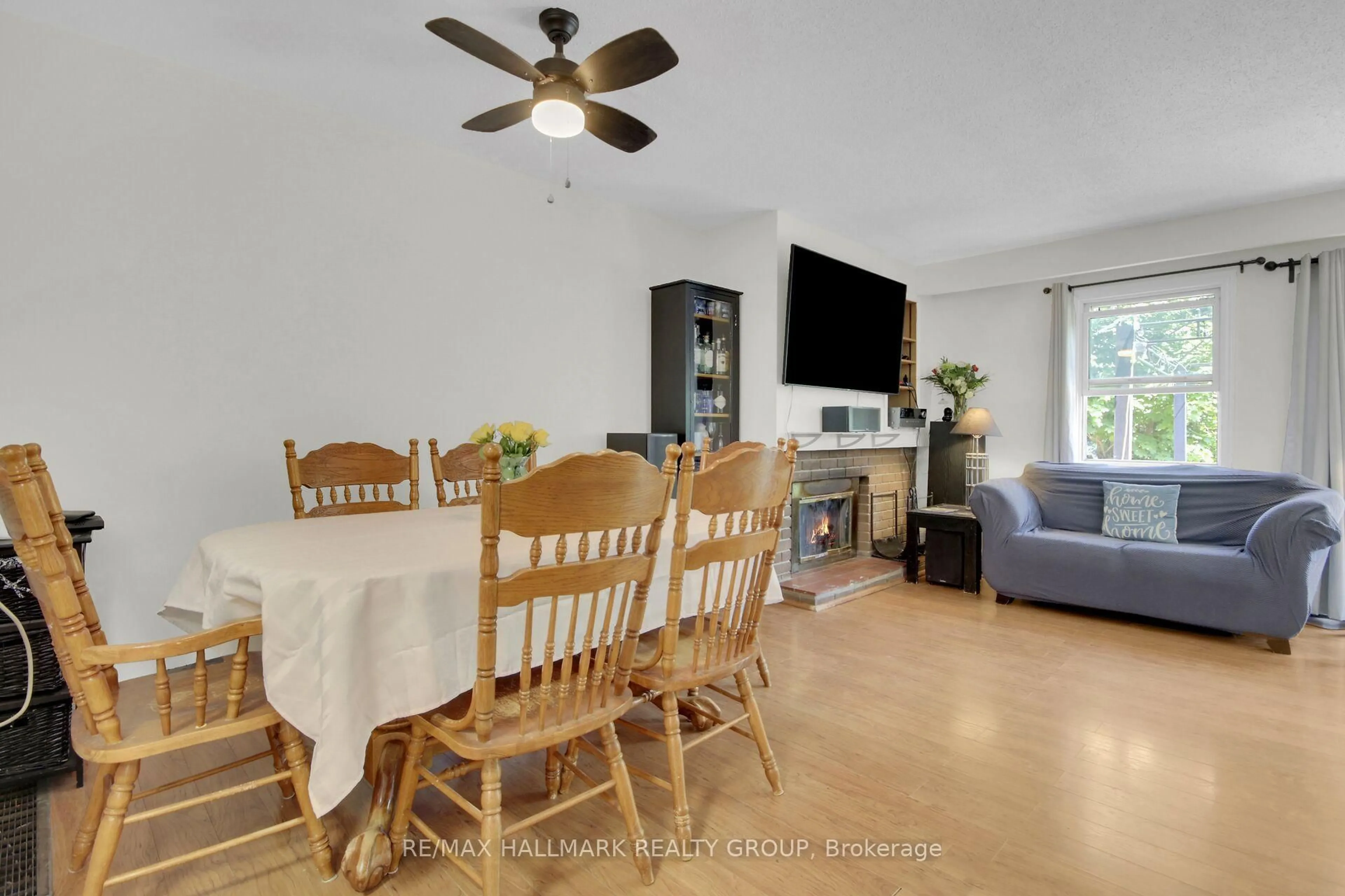 Unknown for 145 Penfield Dr, Kanata Ontario K2K 1M4