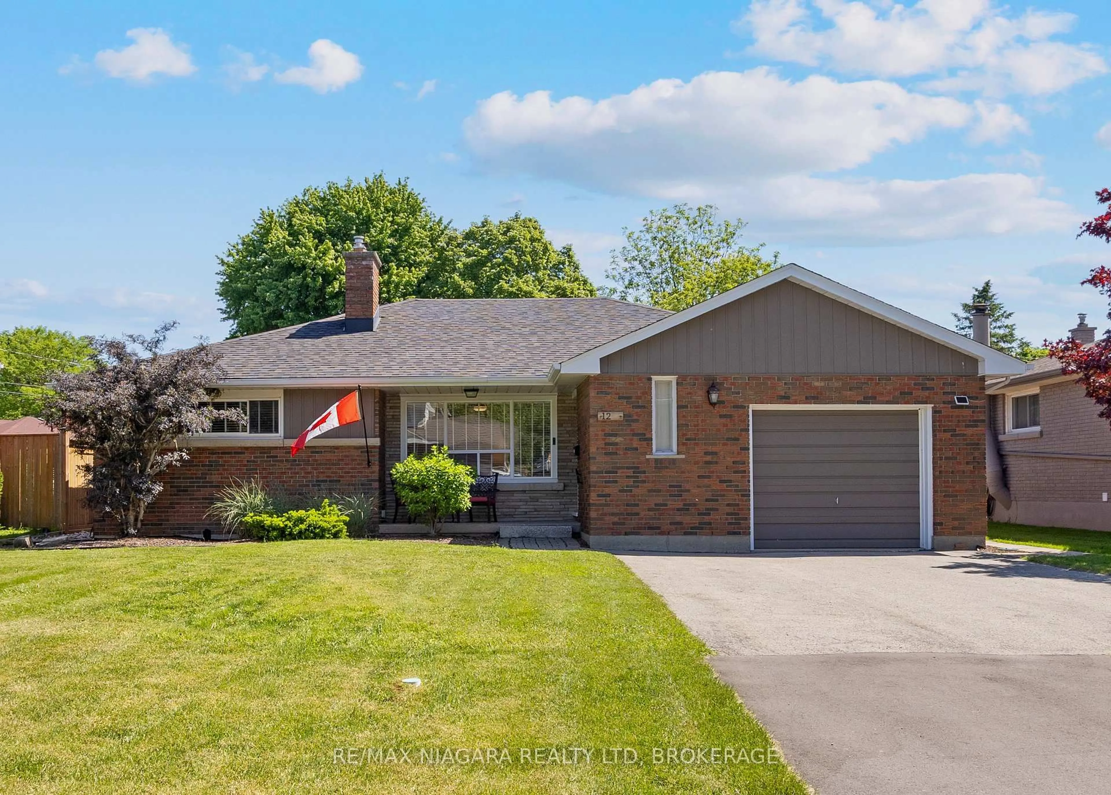 Home with brick exterior material, street for 12 Claremount Circ, Welland Ontario L3C 2P5