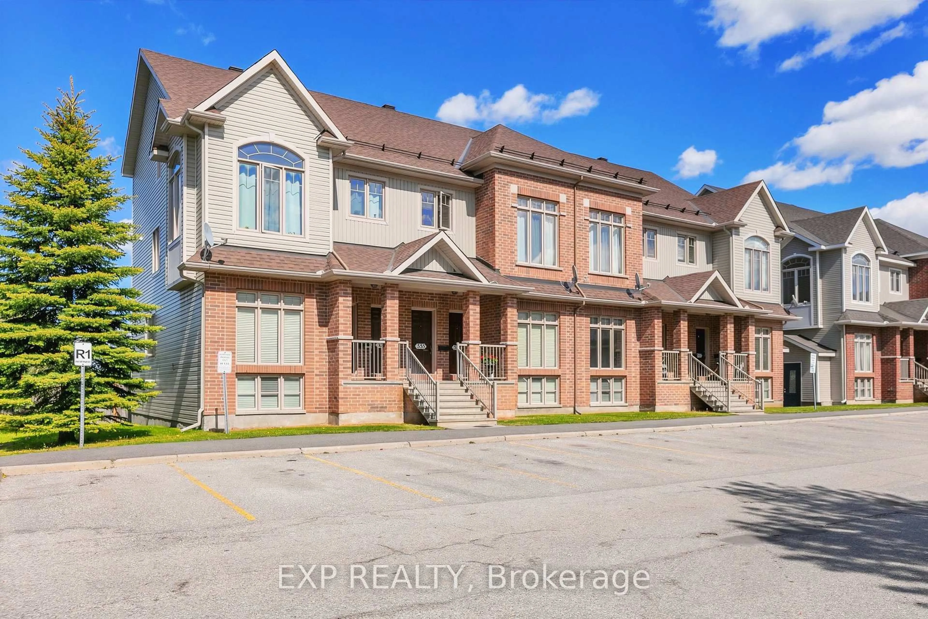 Unknown for 555 REARDON Private, Ottawa Ontario K1V 2L1