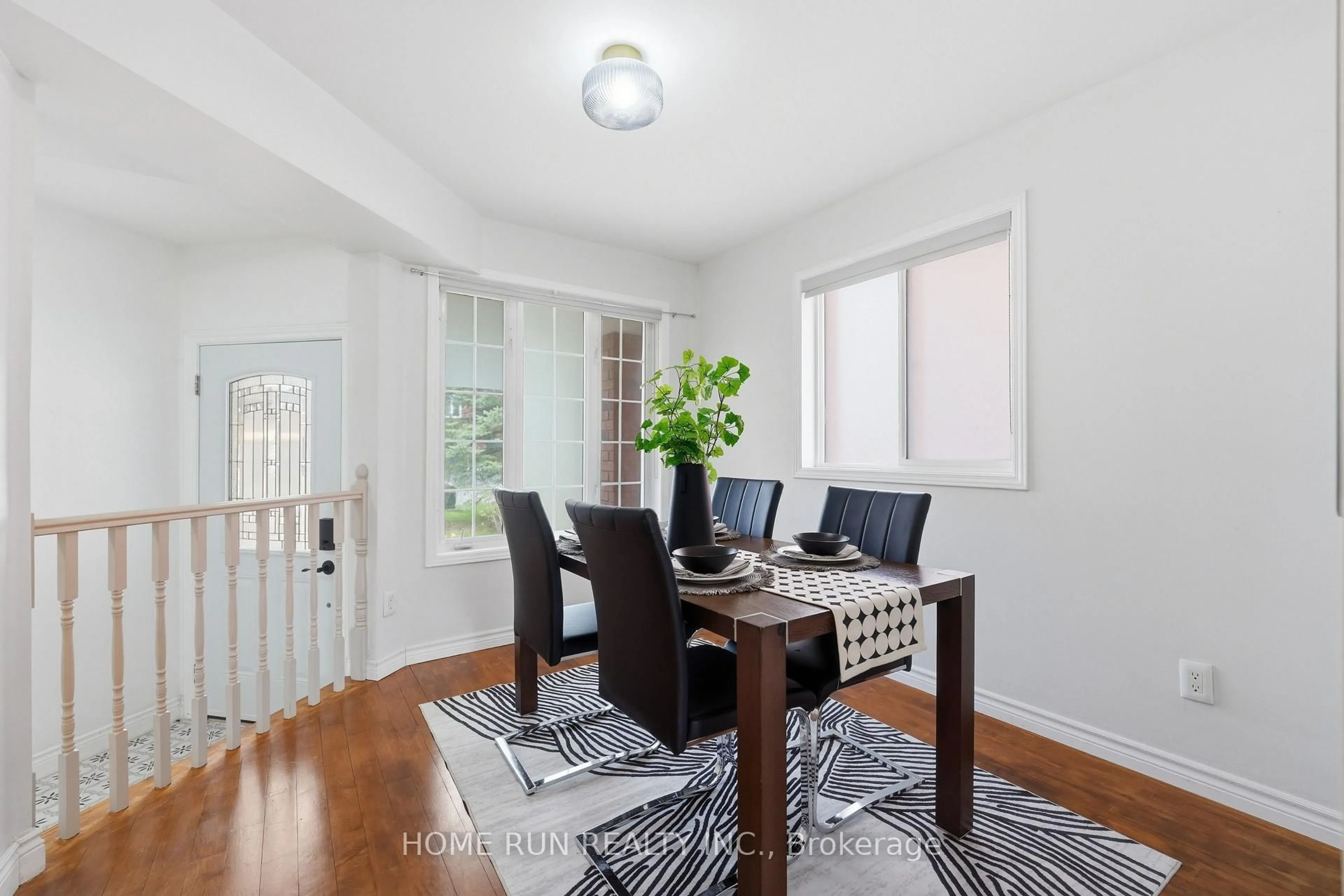 Dining room, unknown for 26 Highmont Crt, Ottawa Ontario K2T 1B2