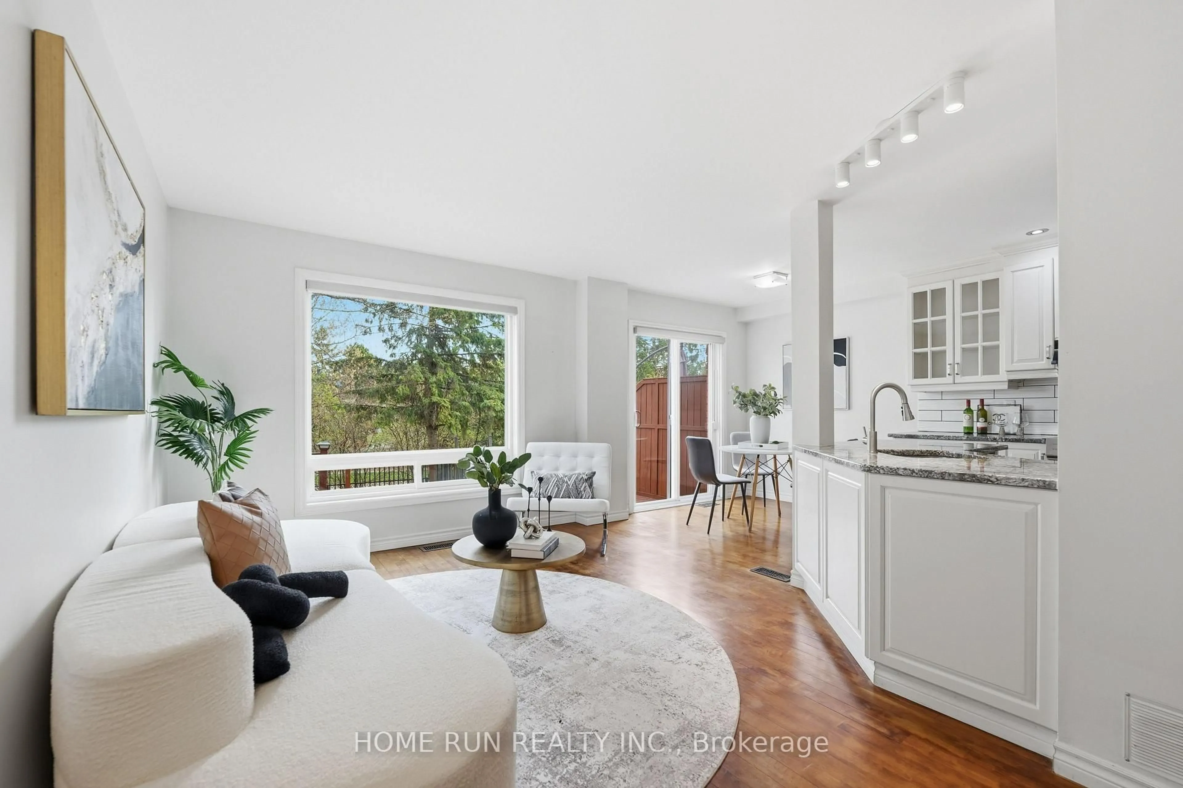 Open concept kitchen, unknown for 26 Highmont Crt, Ottawa Ontario K2T 1B2
