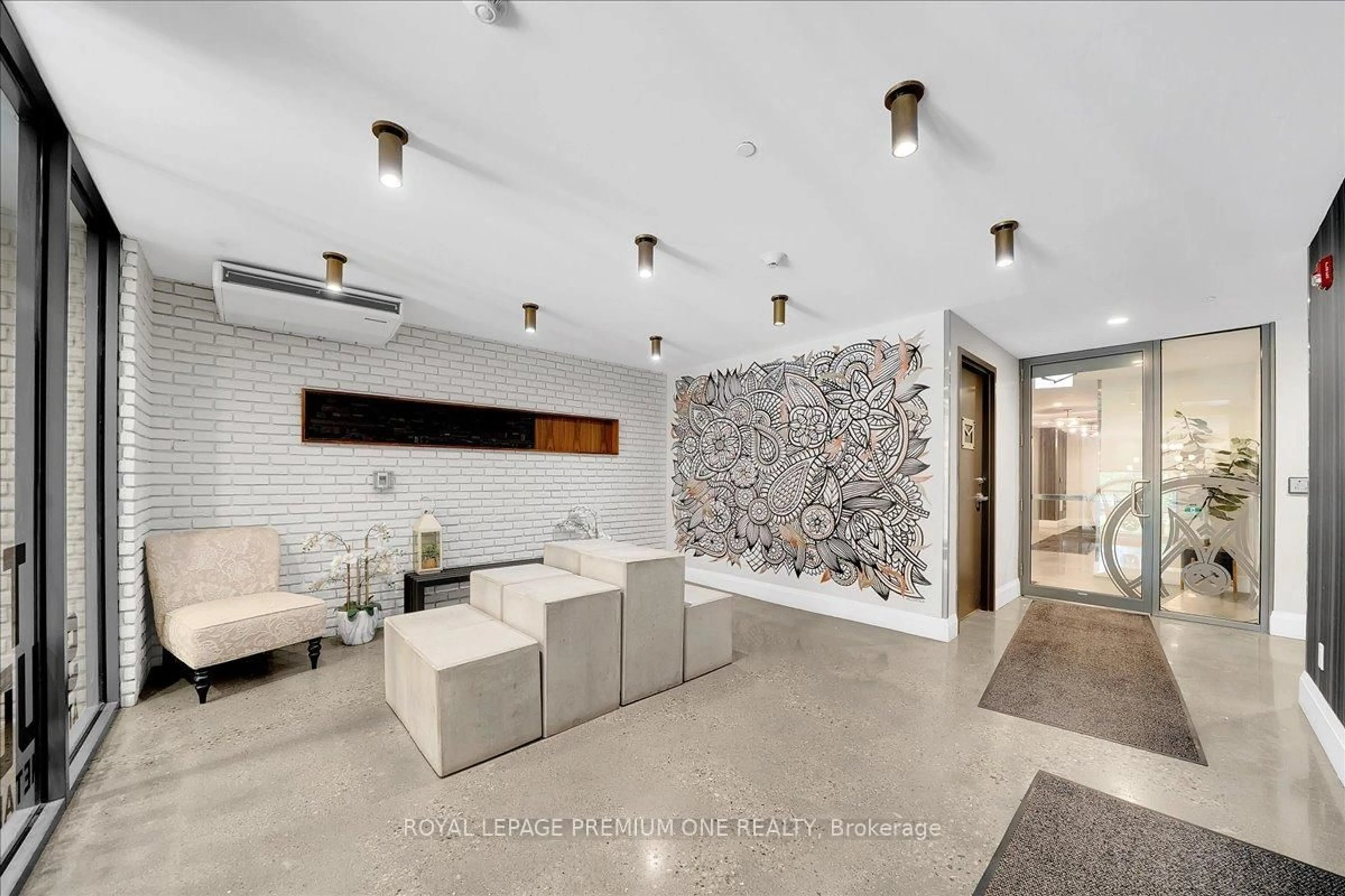Lobby for 63 Arthur St #611, Guelph Ontario N1E 5K2