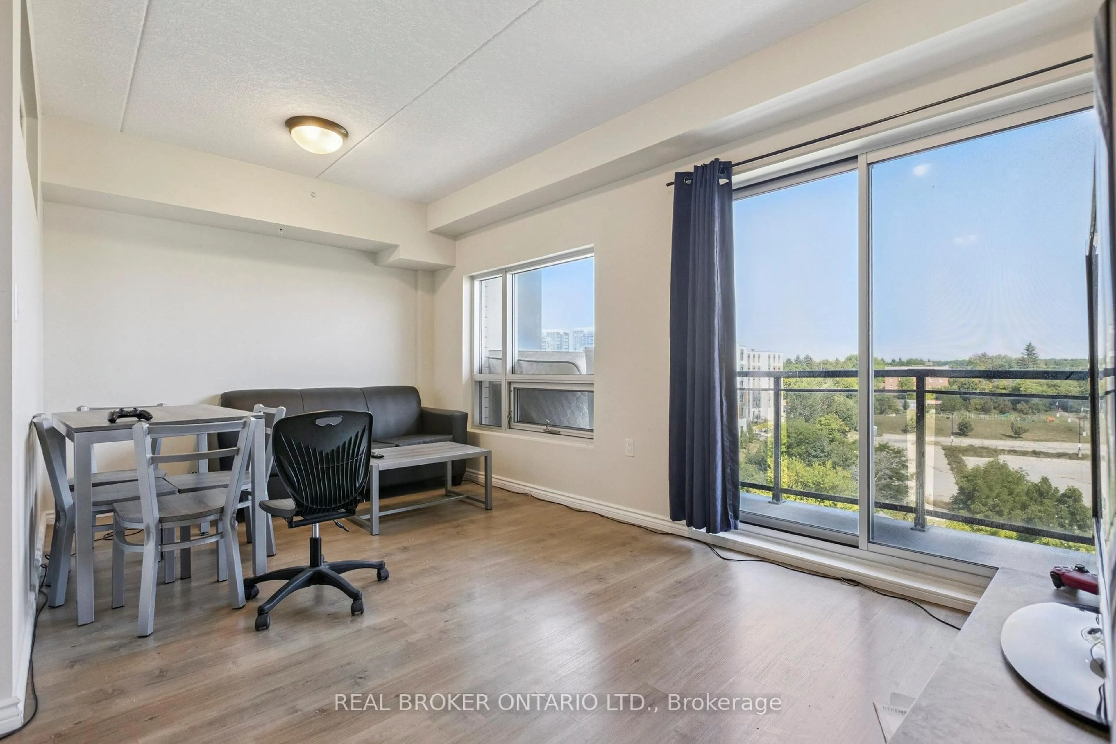 A pic of a room for 275 Larch St #G607, Waterloo Ontario N2L 3R2