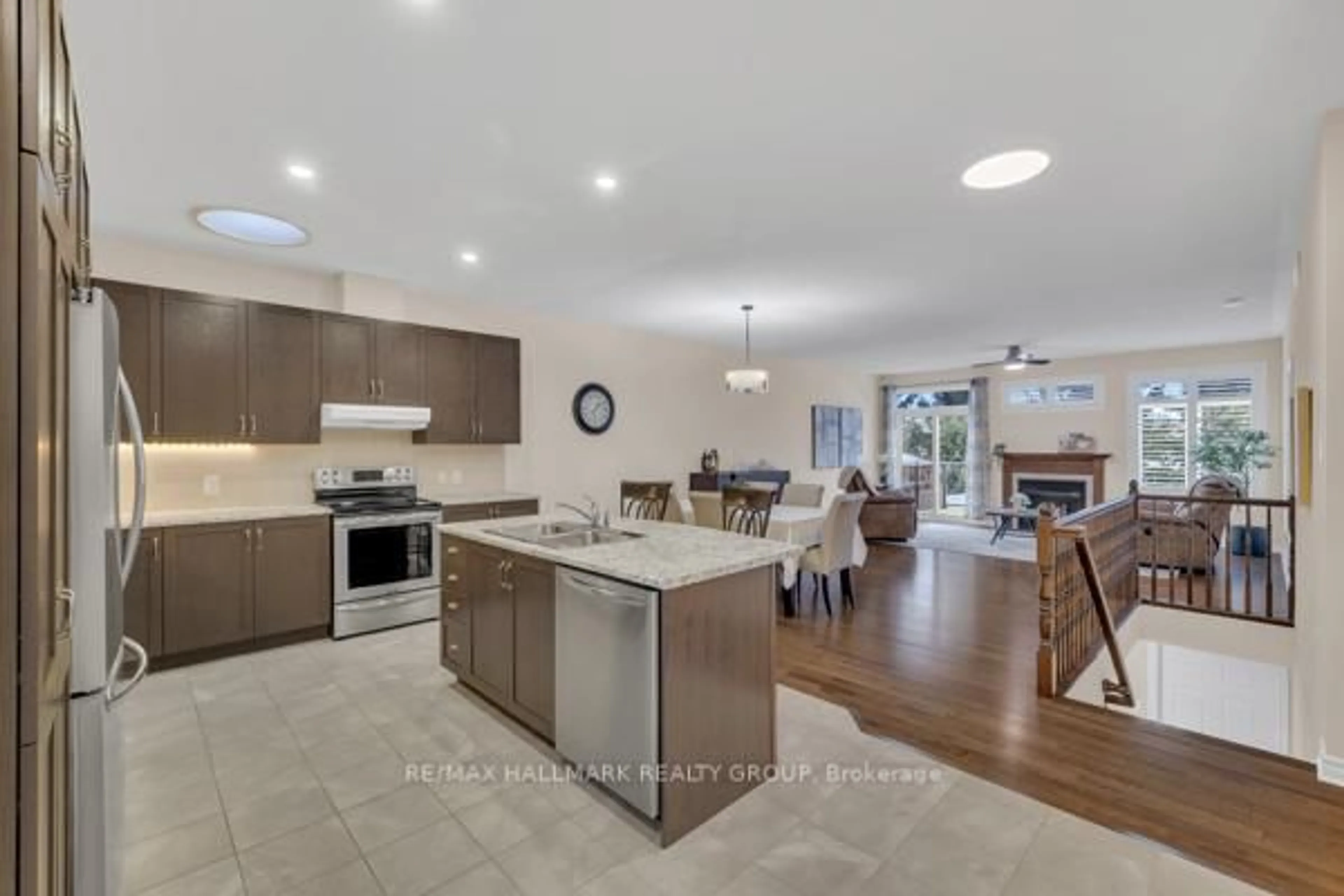 Open concept kitchen, ceramic/tile floor for 251 Royal Landing Gate, North Grenville Ontario K0G 1J0
