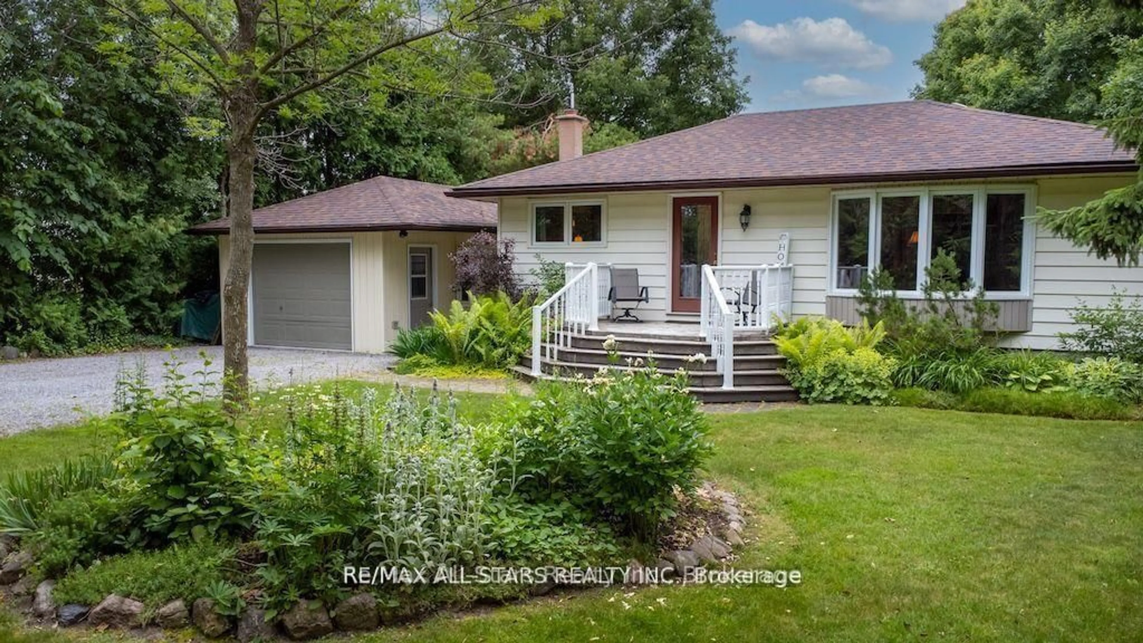 Home with vinyl exterior material, street for 690 Post Rd, Kawartha Lakes Ontario K0L 2X0