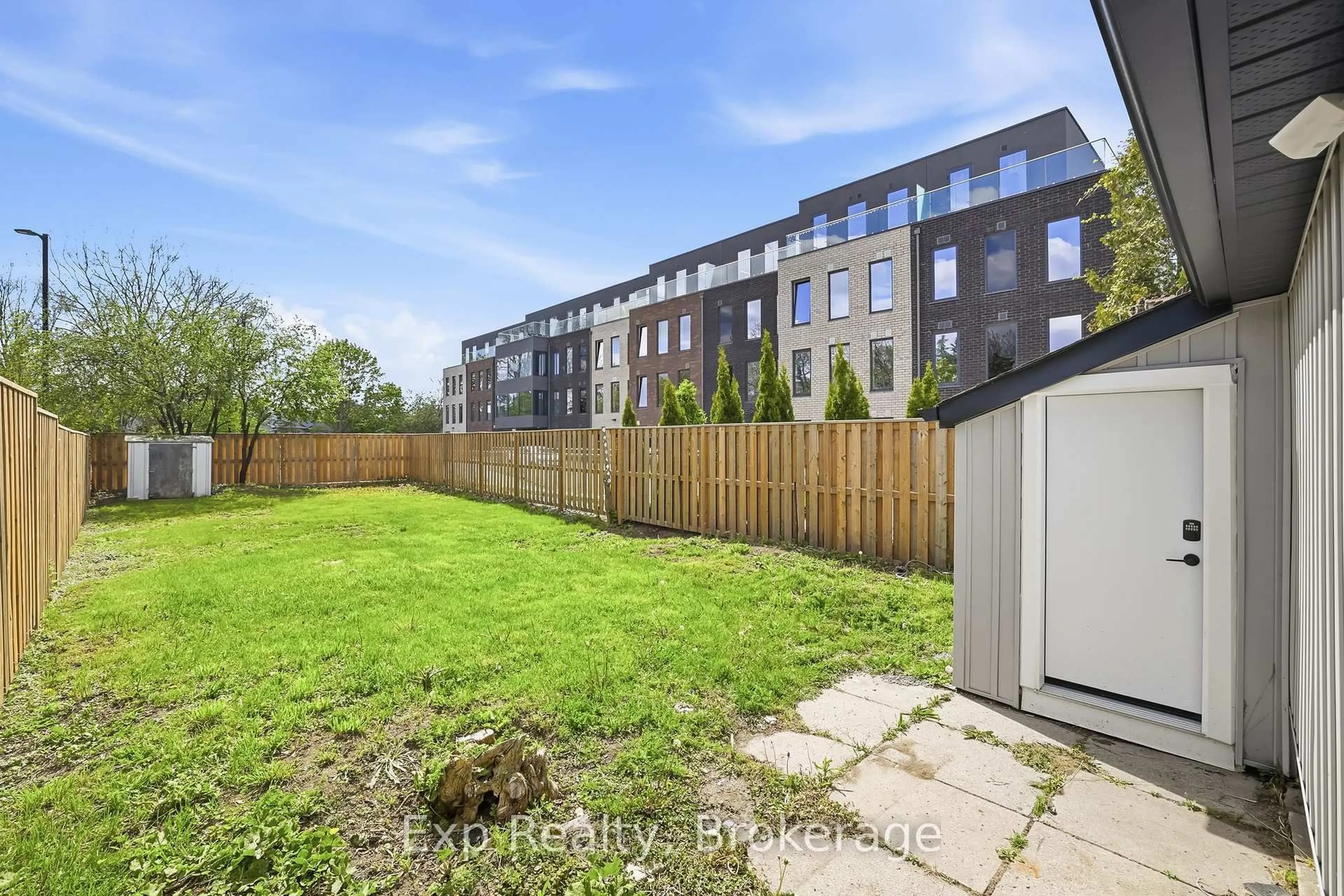 A pic from outside/outdoor area/front of a property/back of a property/a pic from drone, street for 395A William St, Cobourg Ontario K9A 3A1