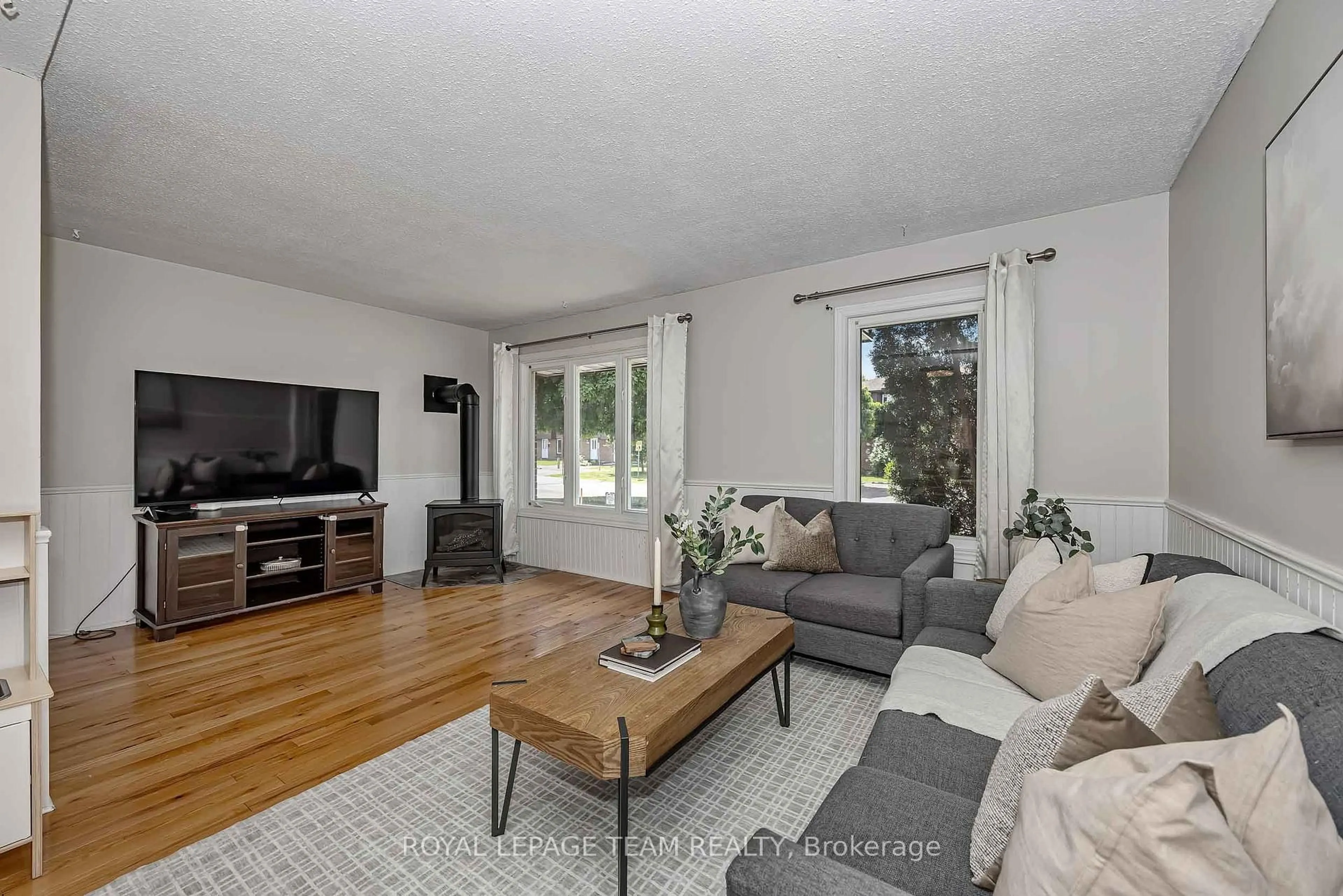 Living room with furniture, unknown for 3107 Stockton Dr #26, Ottawa Ontario K1T 1S2