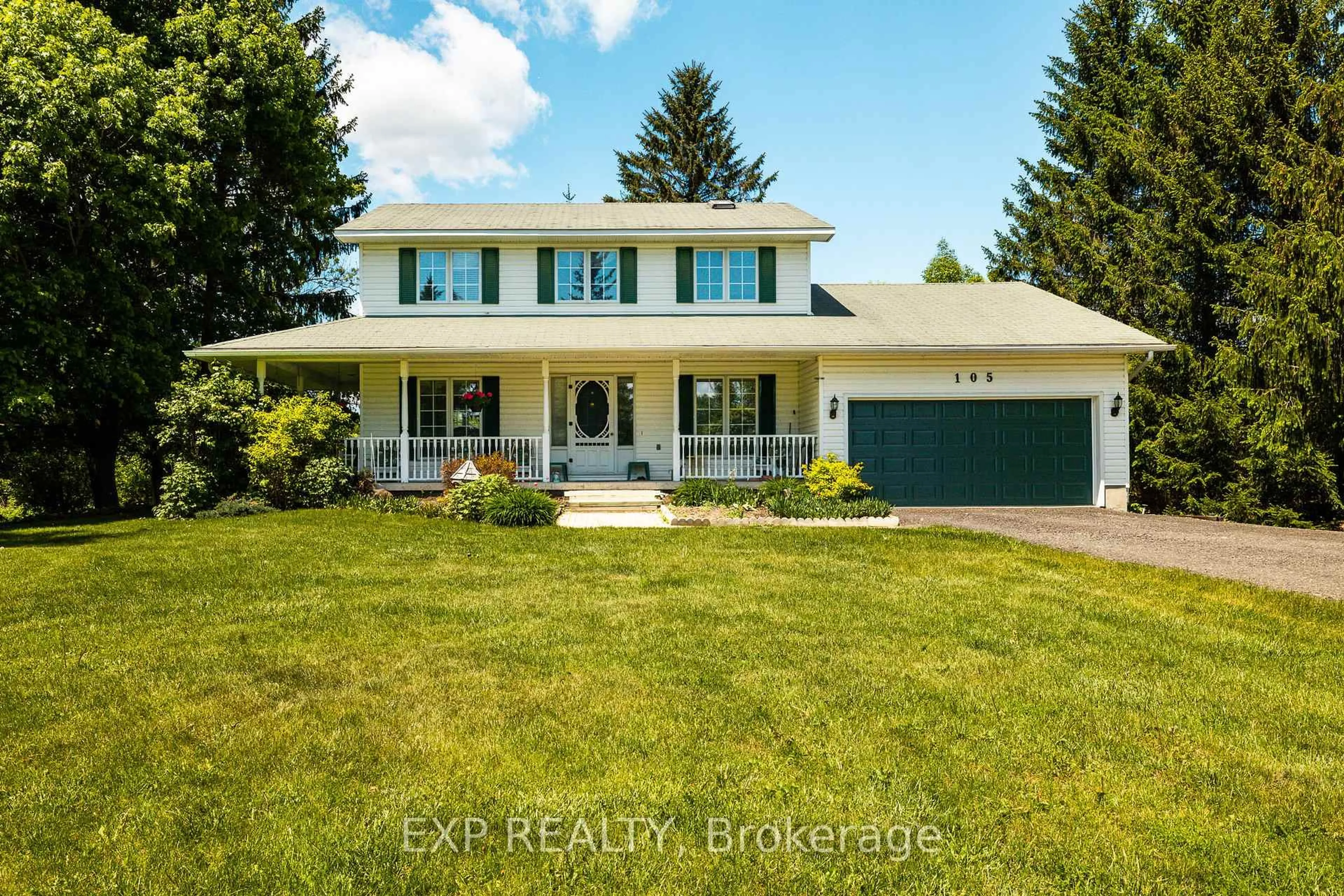 Home with vinyl exterior material, street for 105 Kilkenny Dr, Ottawa Ontario K0A 1T0