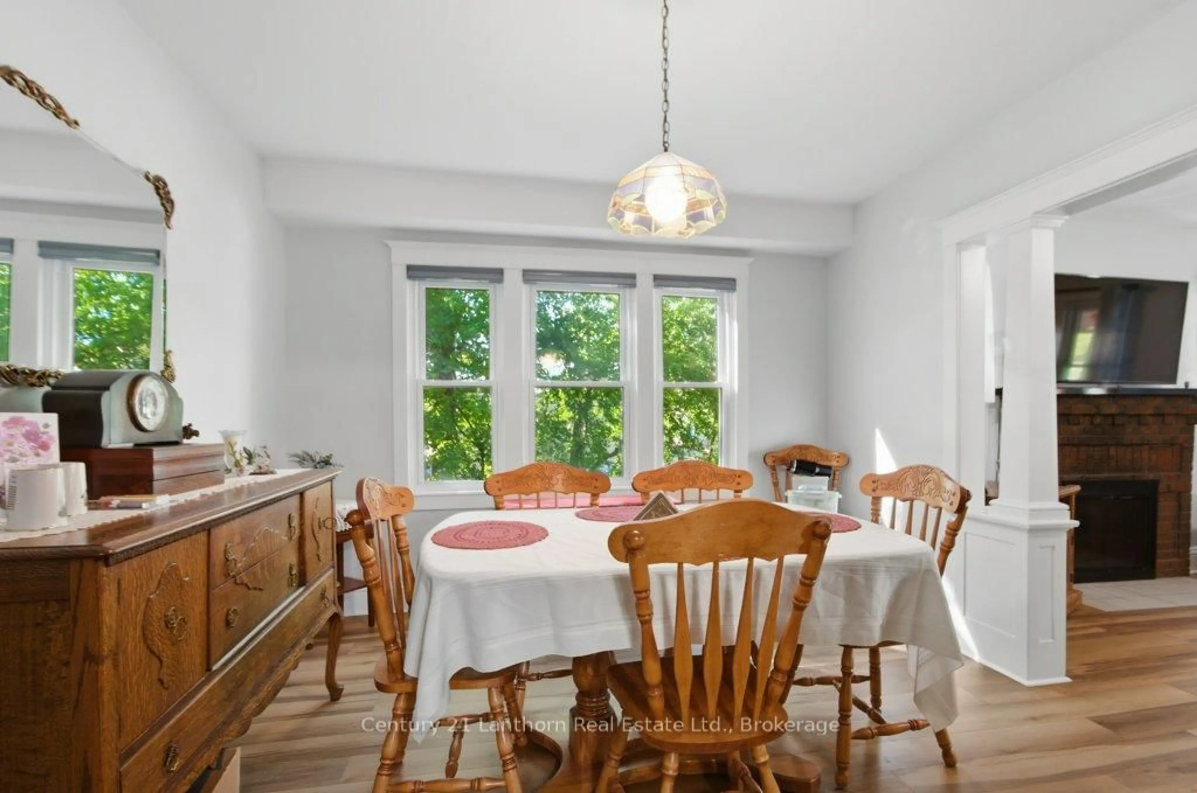 Dining room, unknown for 7 Purdy St, Belleville Ontario K8P 1Y8
