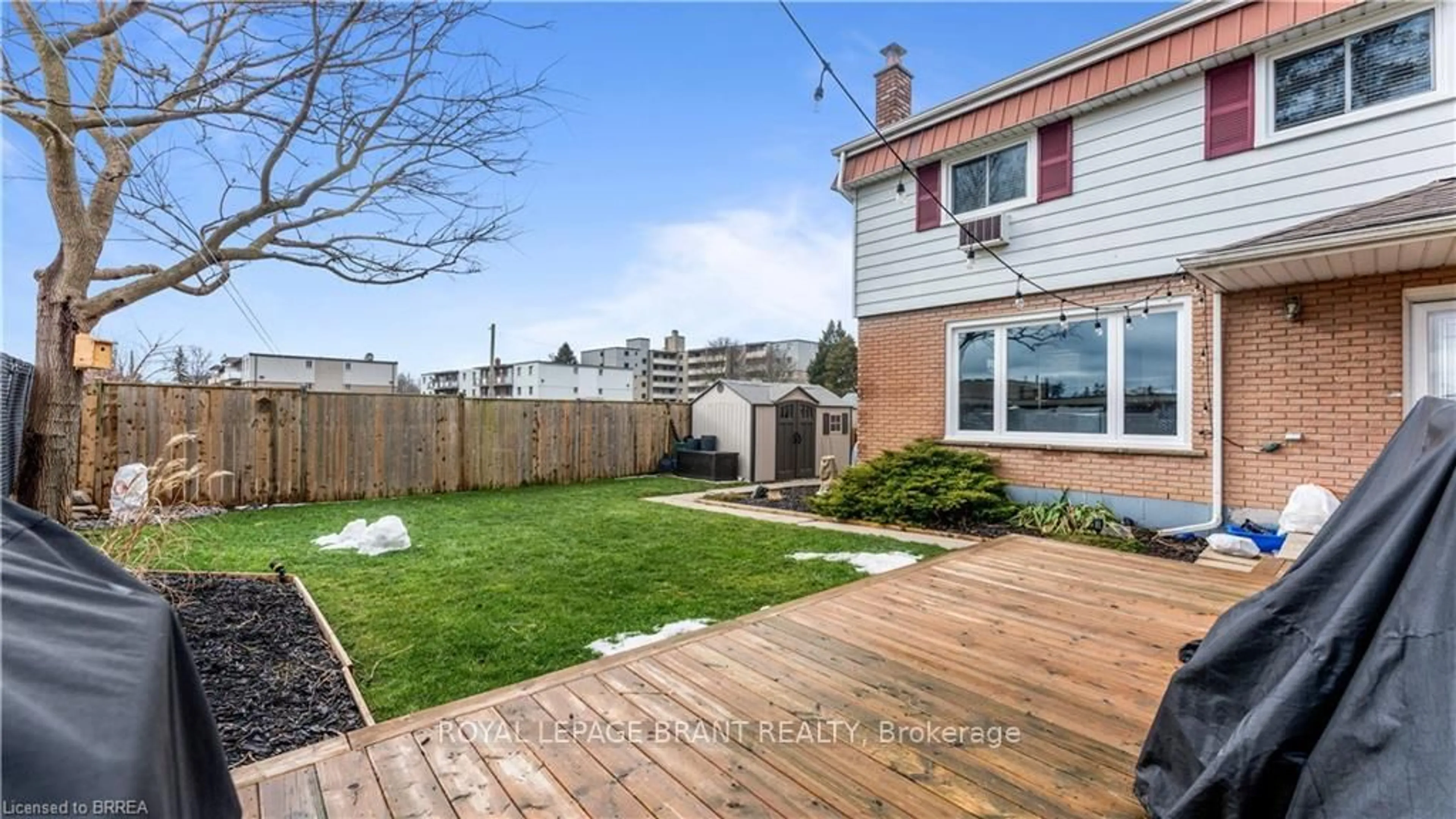 Patio, street for 52 Ewing Dr #C, Brantford Ontario N3R 5H8