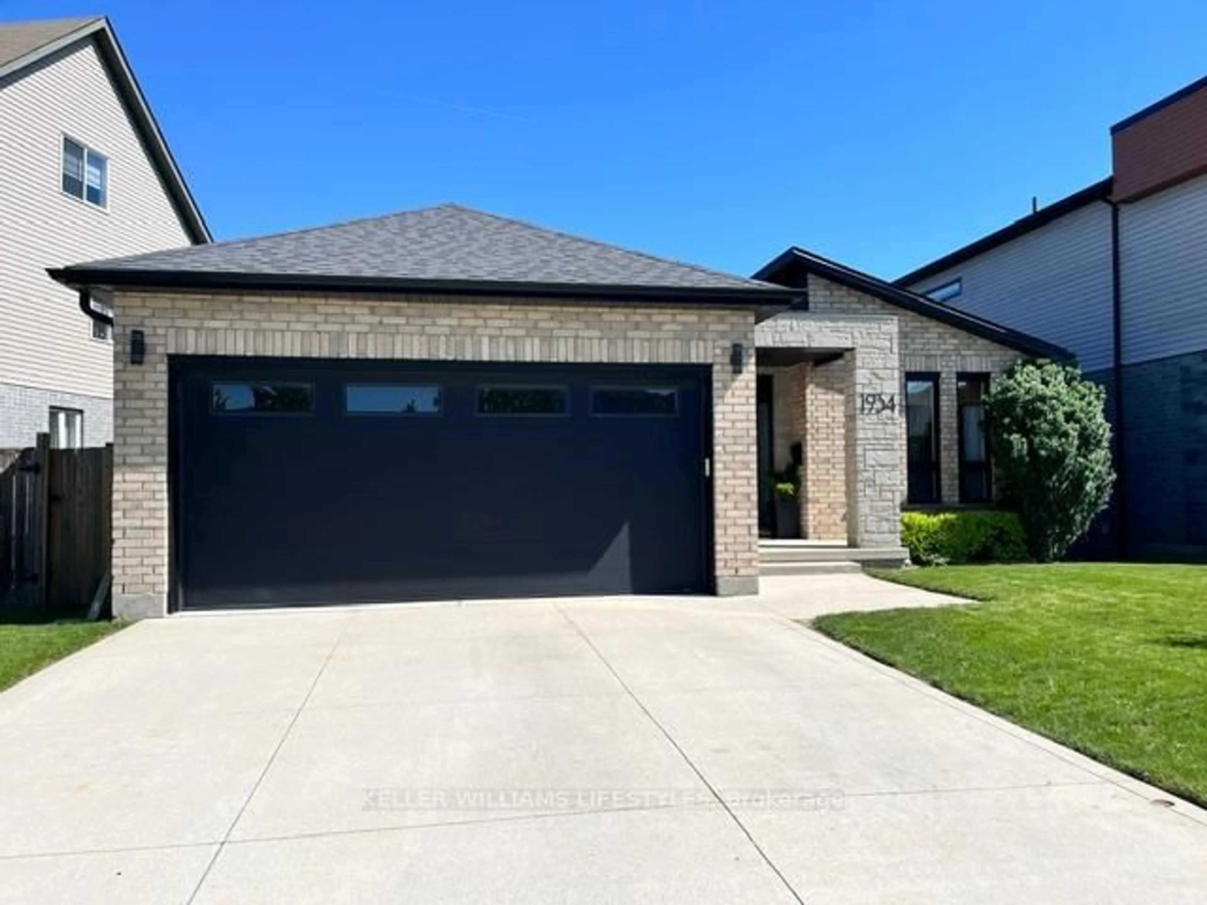 Home with brick exterior material, street for 1934 Wateroak Dr, London North Ontario N6G 0M7