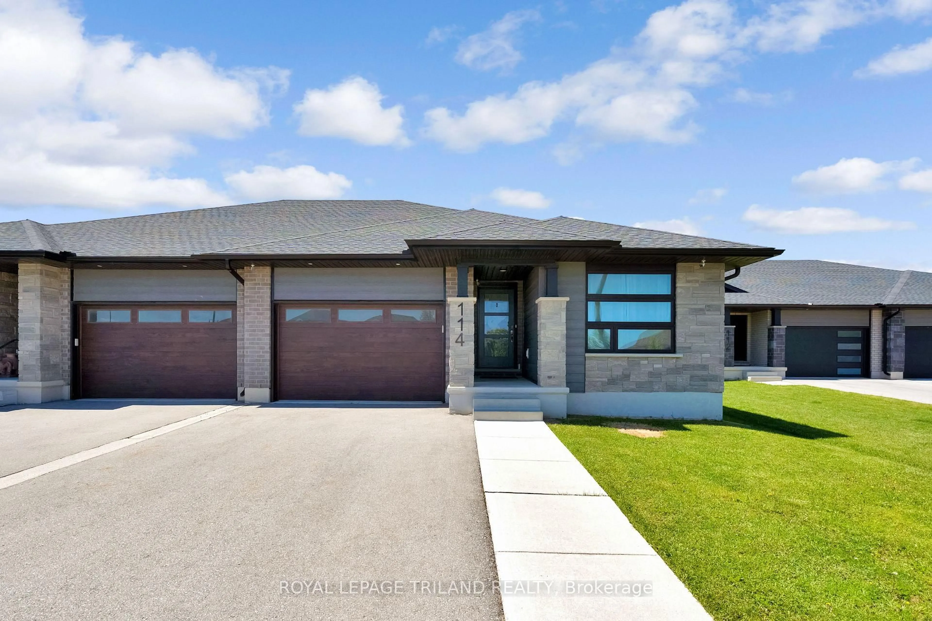 Home with brick exterior material, street for 114 Benjamin Pkwy, St. Thomas Ontario N5R 0L6