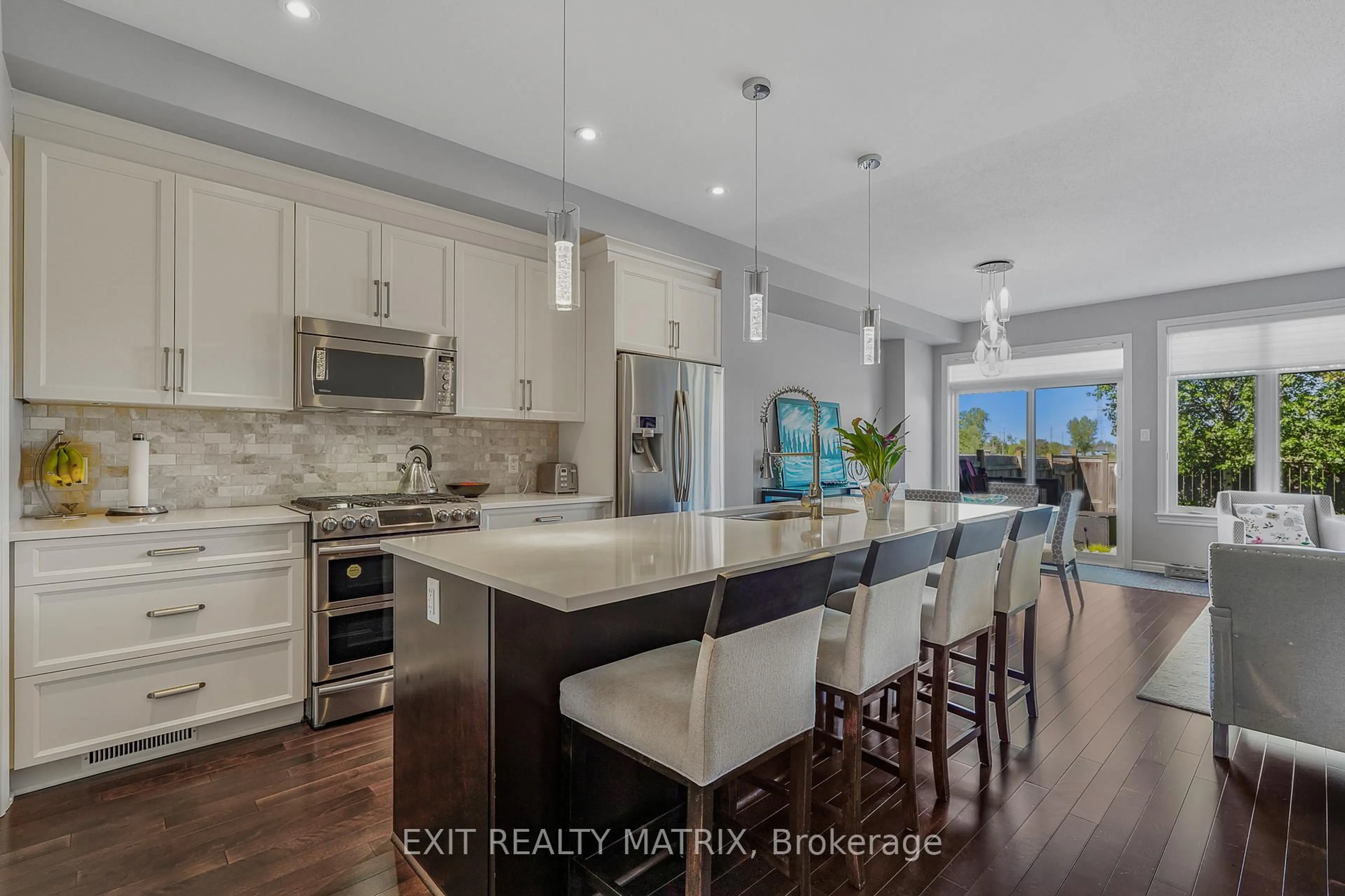 Open concept kitchen, ceramic/tile floor for 401 Gerry Lalonde Dr, Ottawa Ontario K4A 0X2