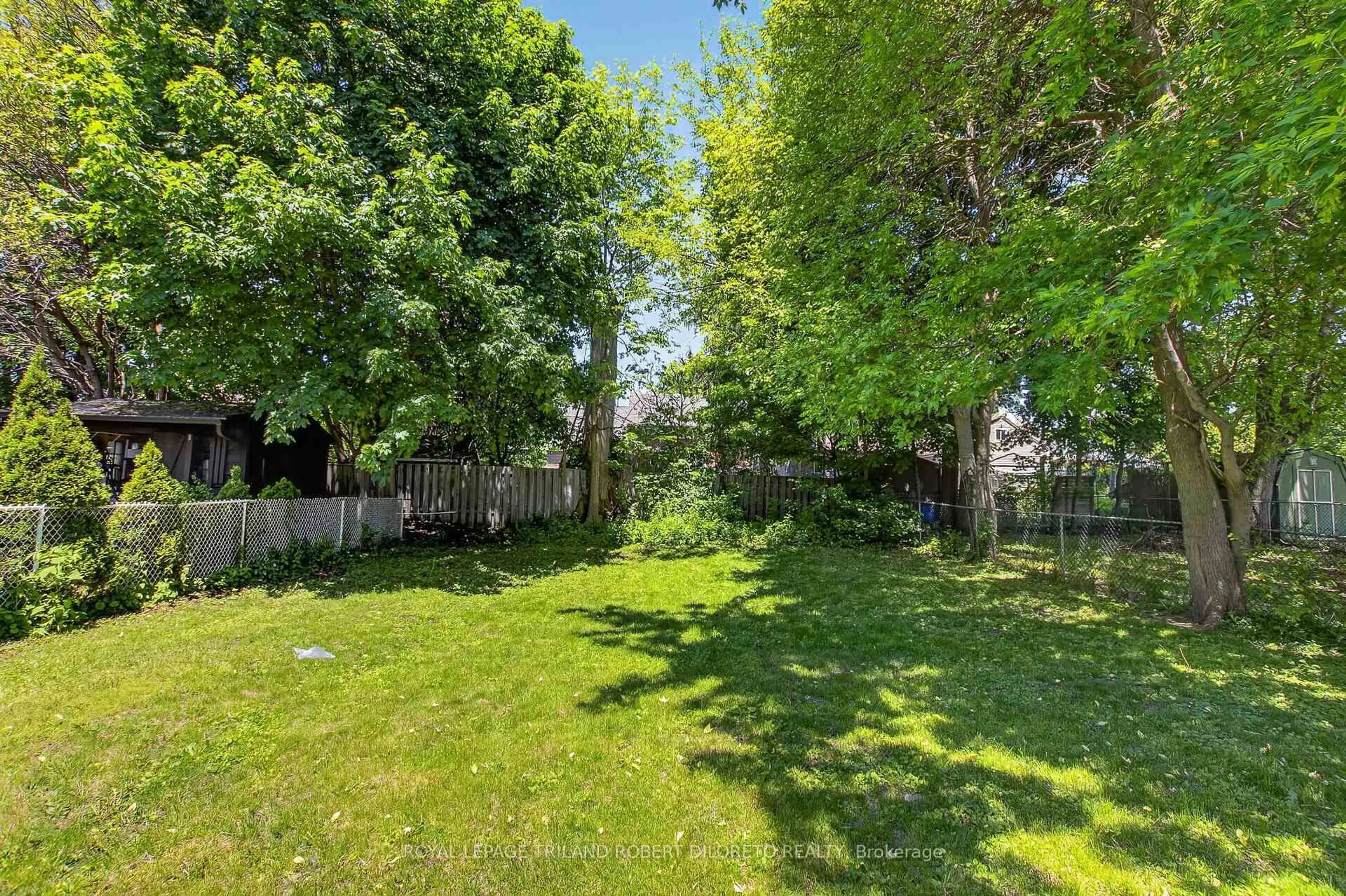 Patio, forest/trees view for 80 Beattie Ave, London East Ontario N5W 2P2
