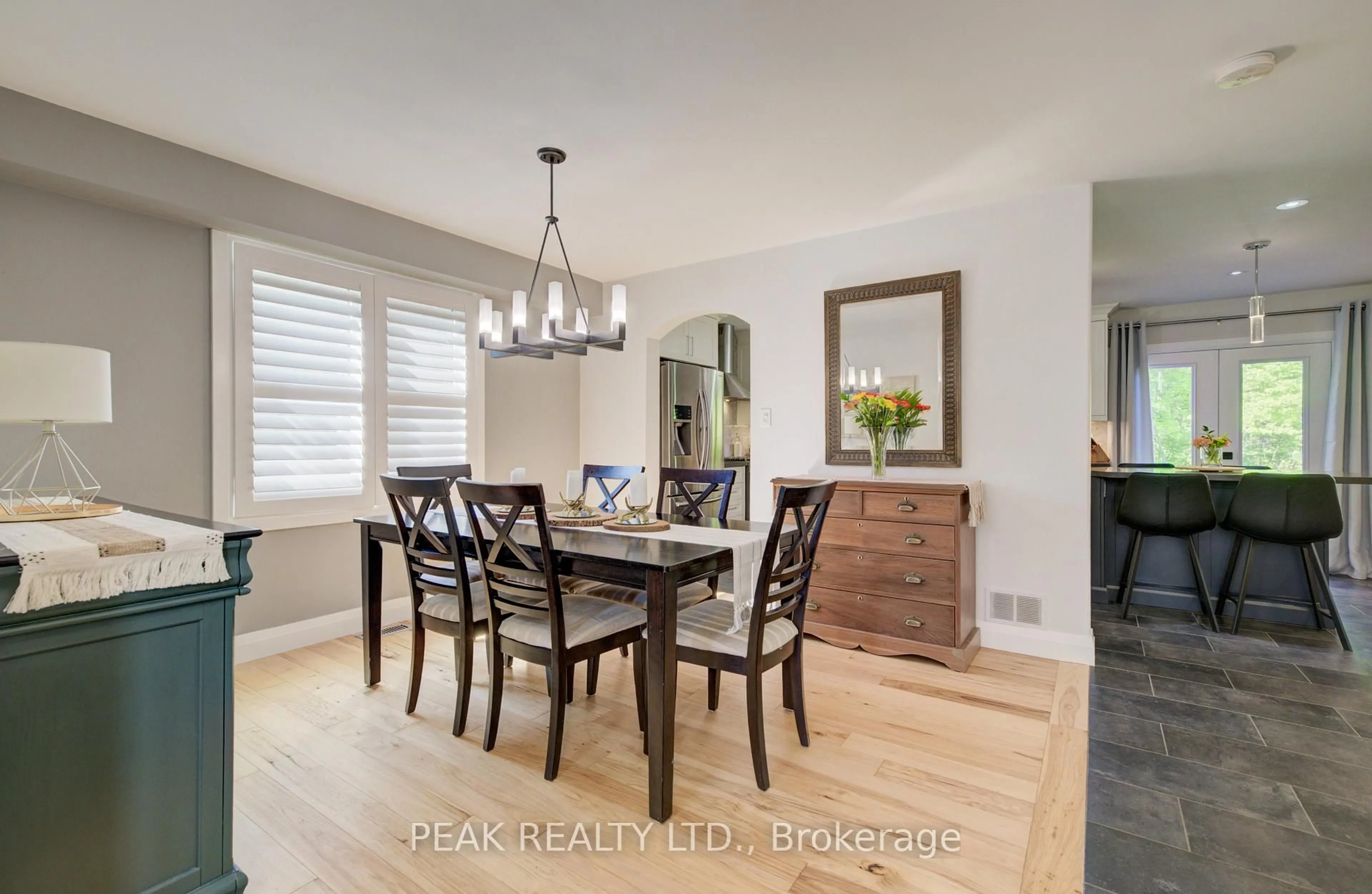 Dining room, wood/laminate floor for 110 Laschinger Blvd, Wilmot Ontario N3A 2G8