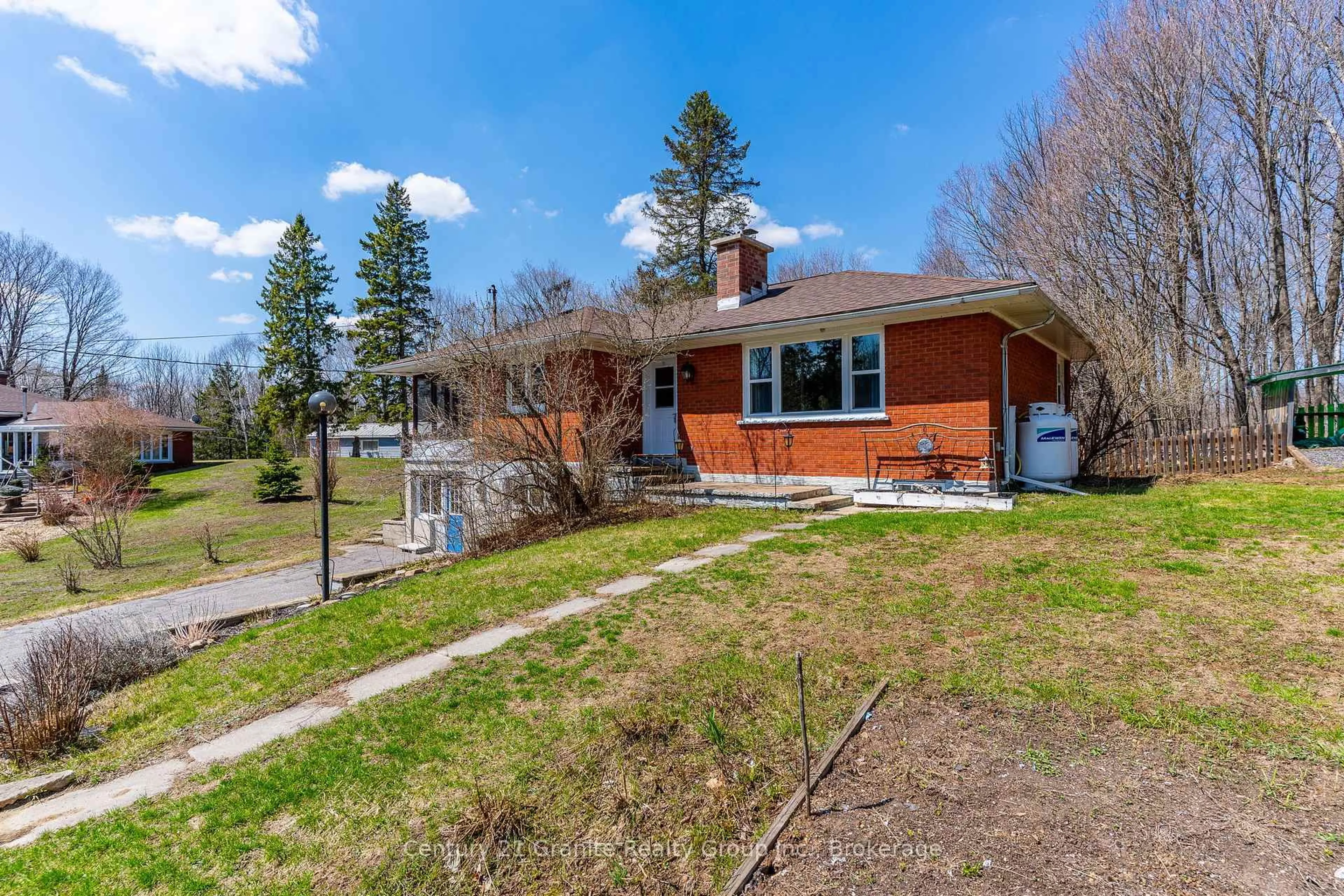 A pic from outside/outdoor area/front of a property/back of a property/a pic from drone, unknown for 1523 County Road 21 Rd, Minden Hills Ontario K0M 2K0