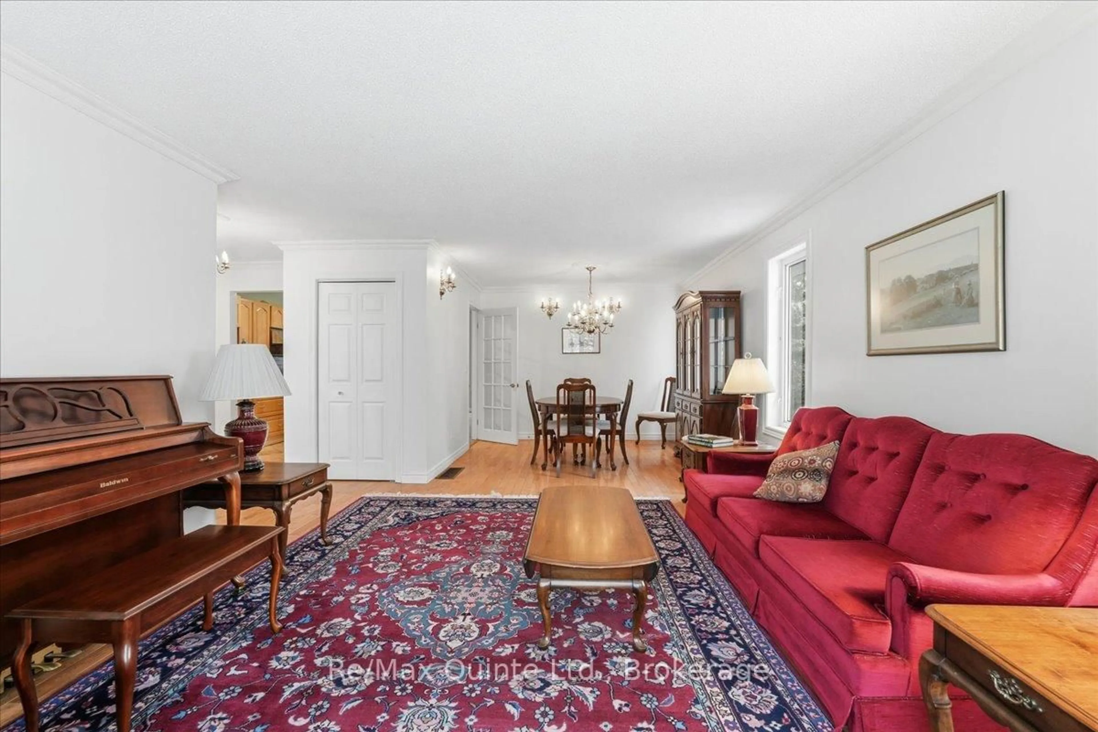 Living room with furniture, unknown for 89 Westwind Cres, Prince Edward County Ontario K0K 3L0