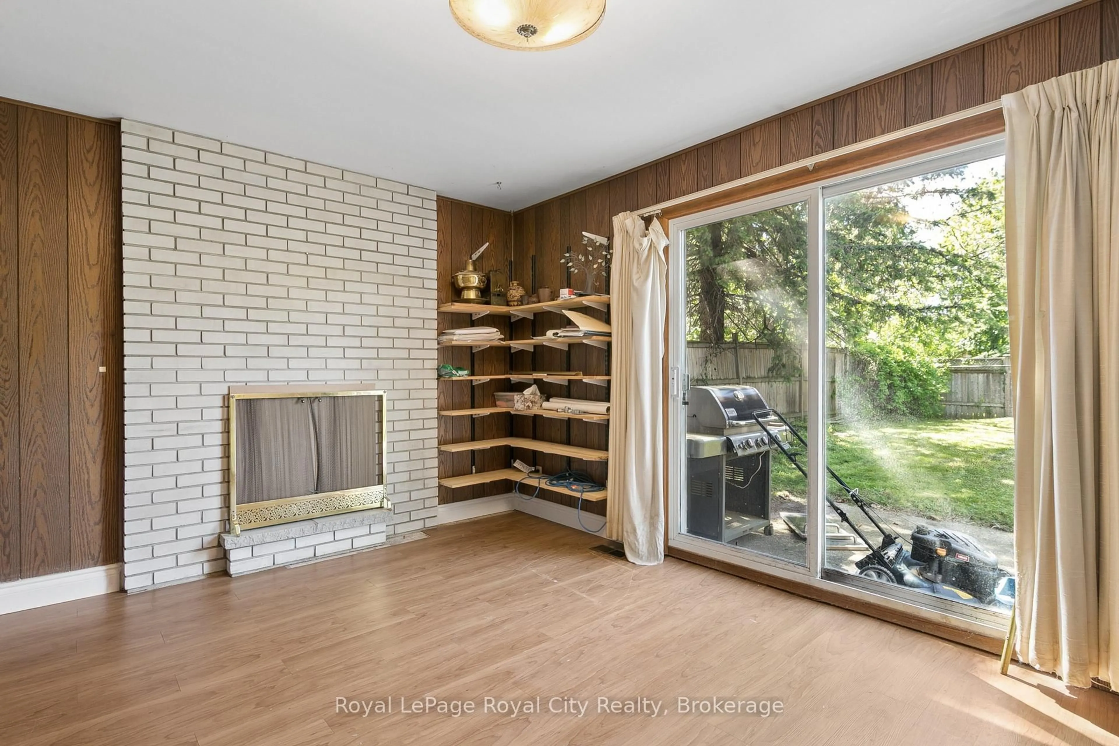 Unknown for 55 Lonsdale Dr, Guelph Ontario N1H 5N1