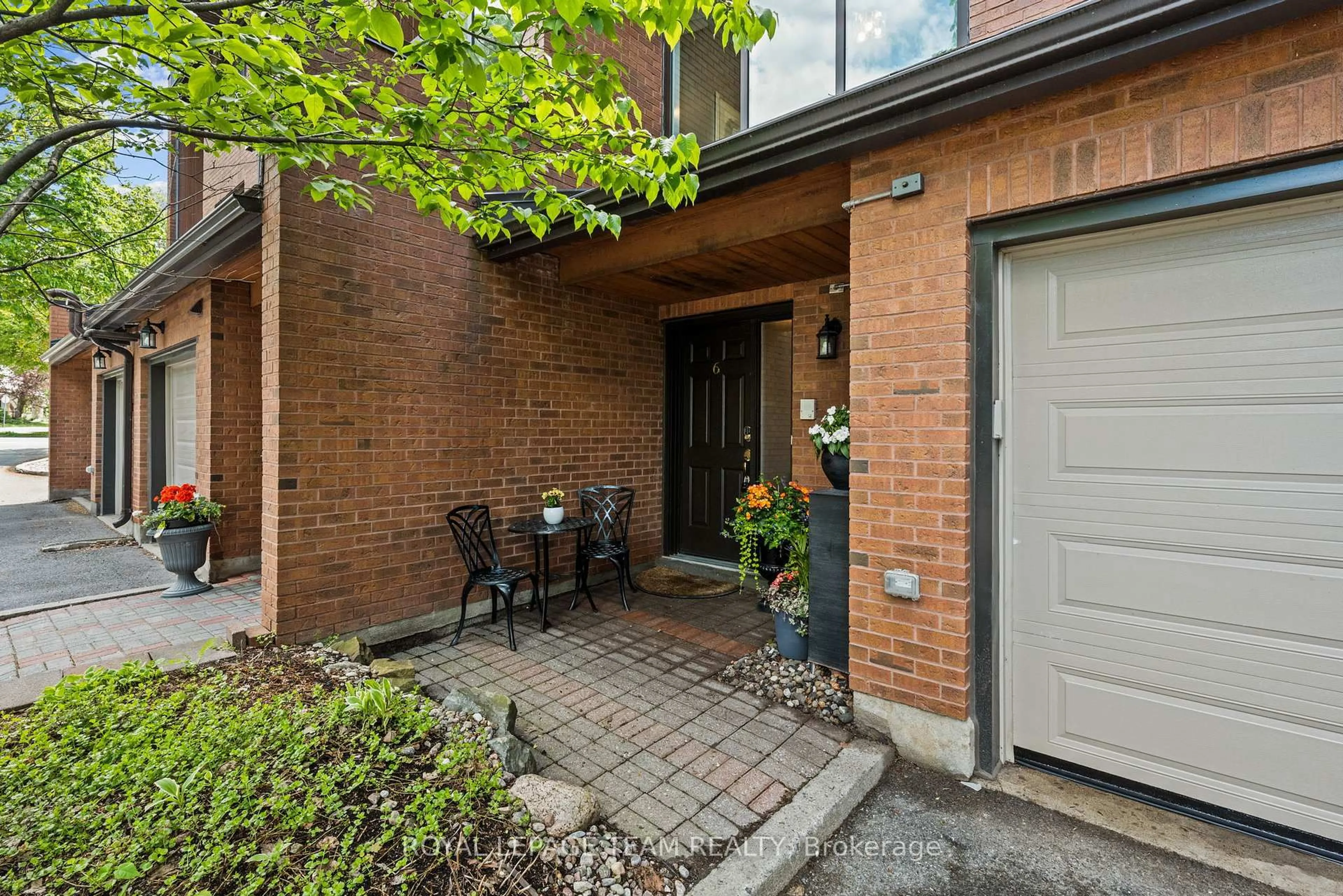 Unknown for 625 Richmond Rd #6, Ottawa Ontario K2A 0G6