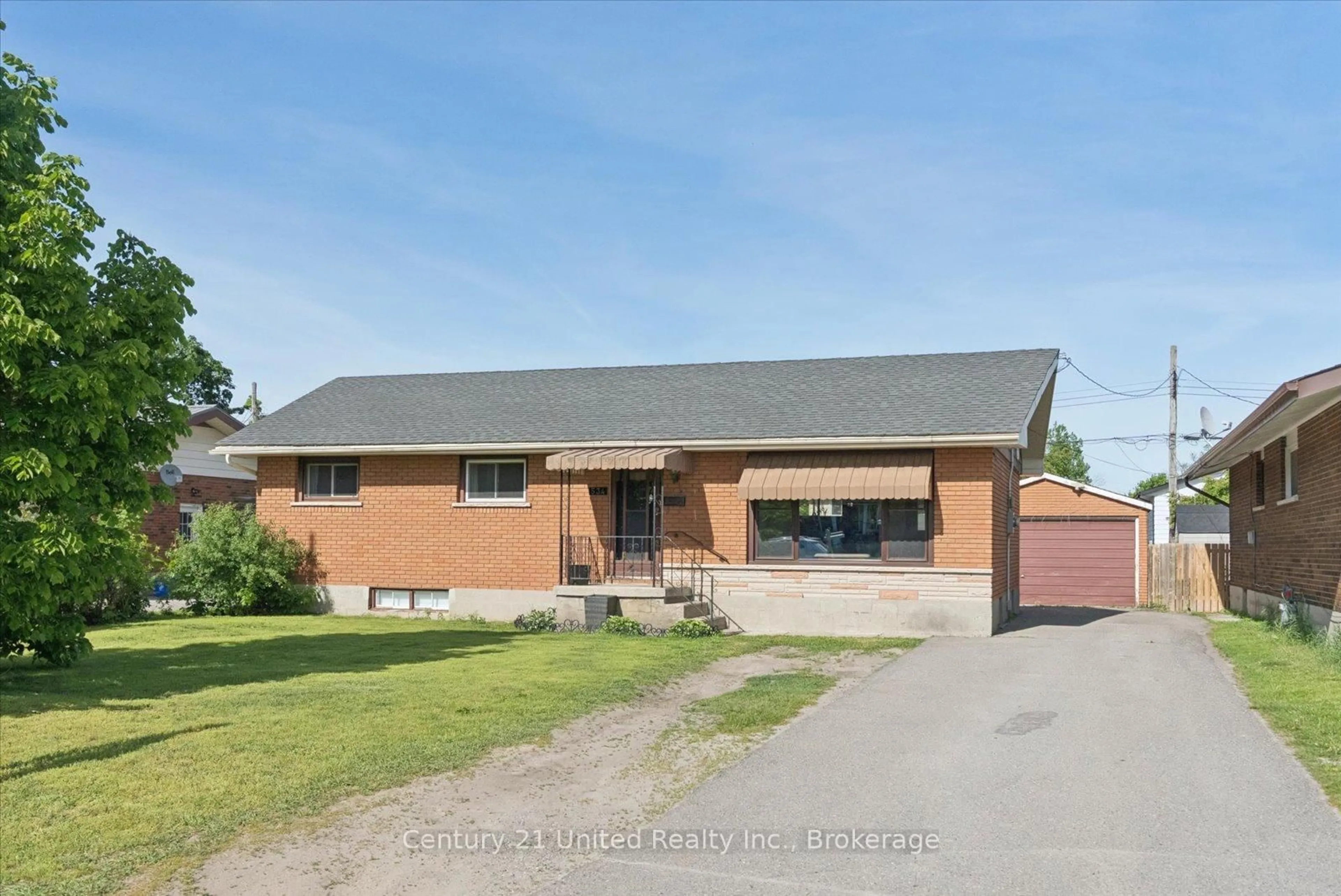 Home with brick exterior material, street for 534 Robert Rd, Peterborough Ontario K9J 5T1