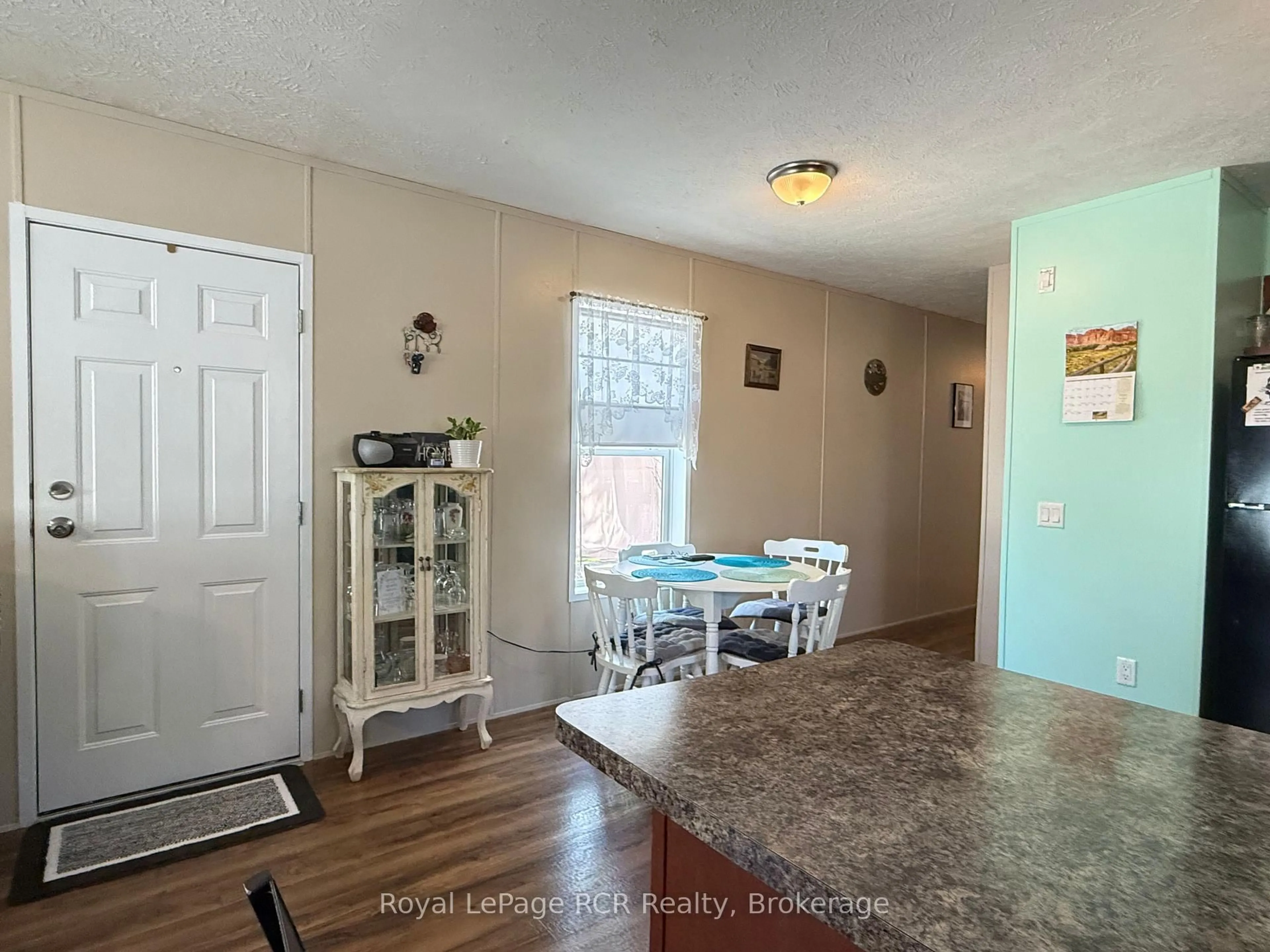 Dining room, unknown for 120 Sussex Sq, Georgian Bluffs Ontario N4K 5N5