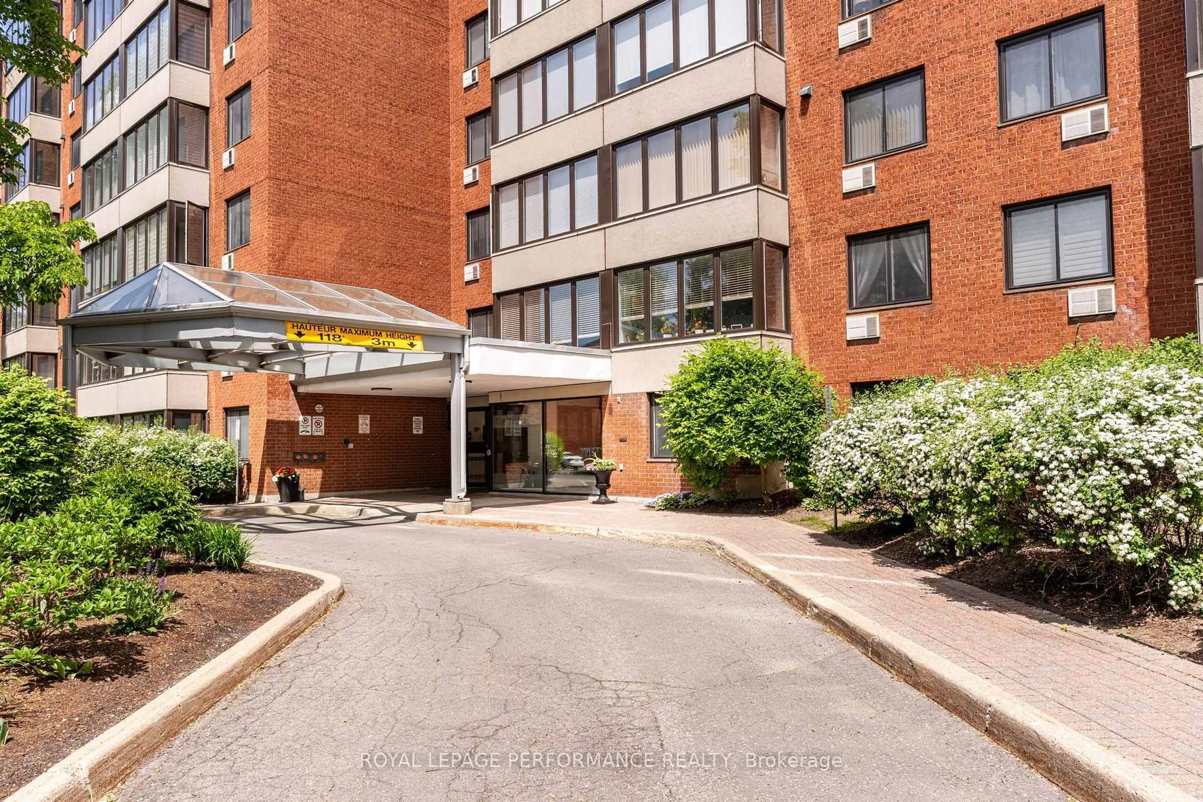 Unknown for 225 Alvin Rd #609, Ottawa Ontario K1K 4H6