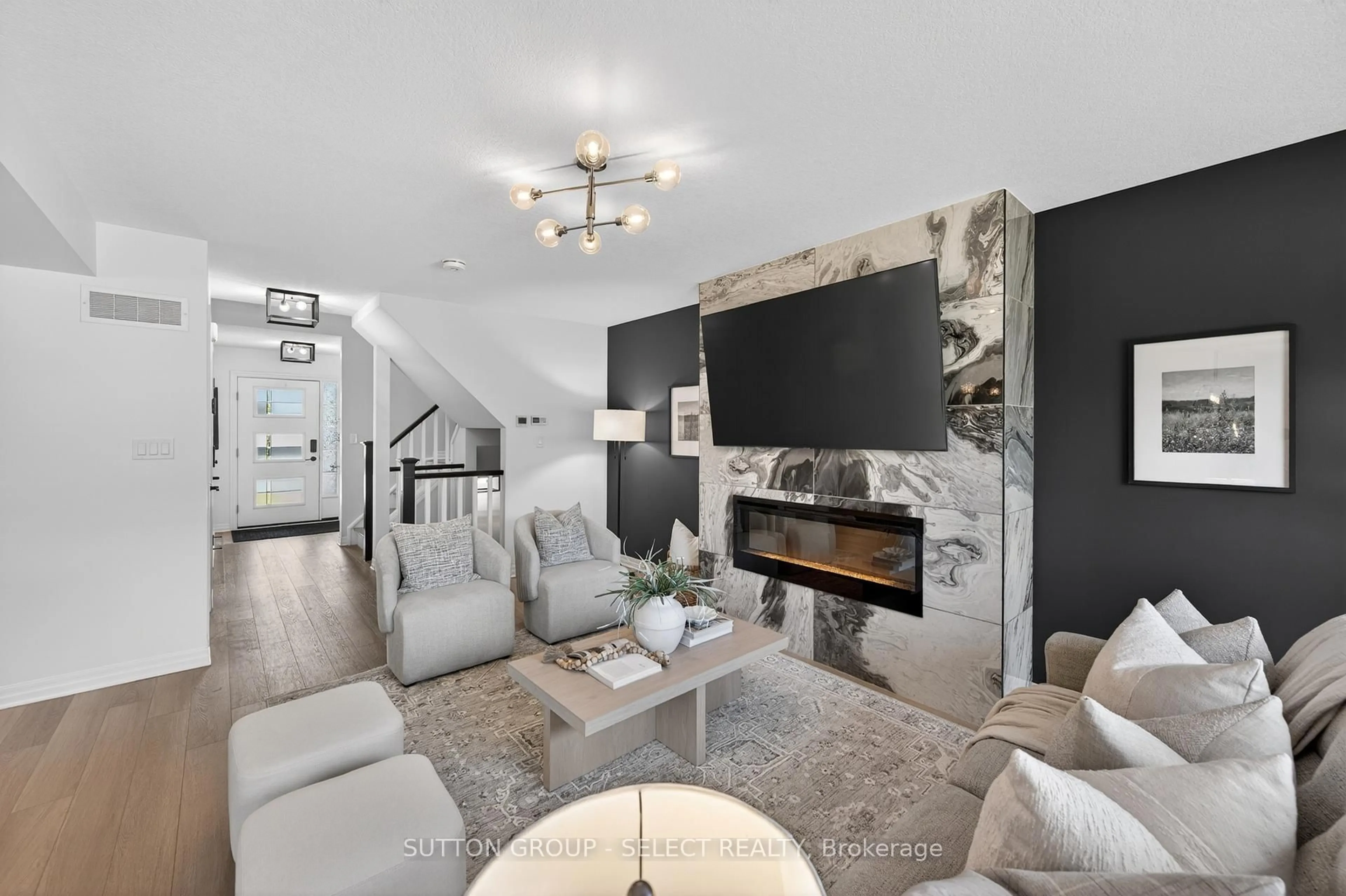 Living room with furniture, unknown for 38 Foxtail Lane, St. Thomas Ontario N5R 0K6