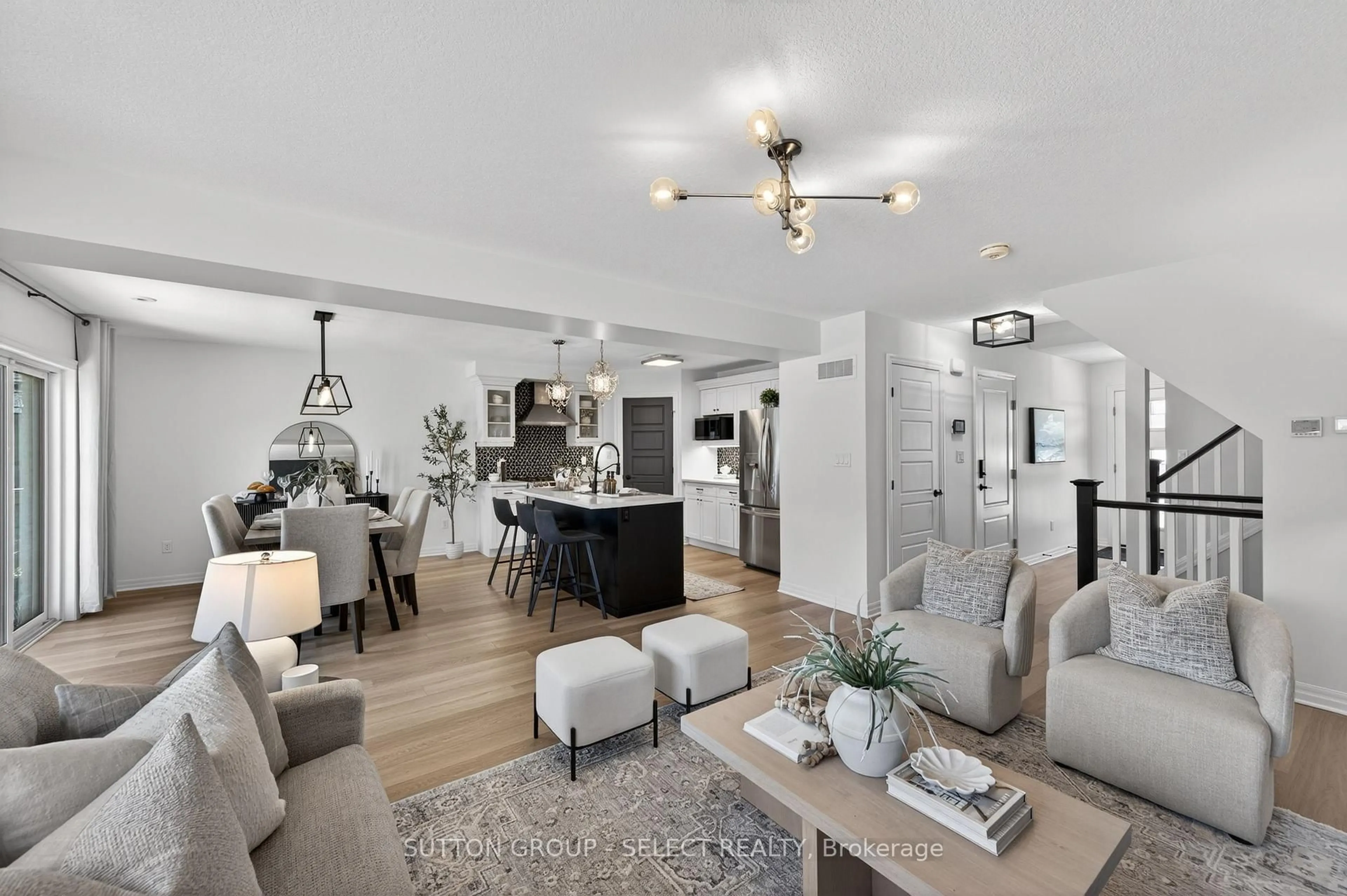Living room with furniture, unknown for 38 Foxtail Lane, St. Thomas Ontario N5R 0K6