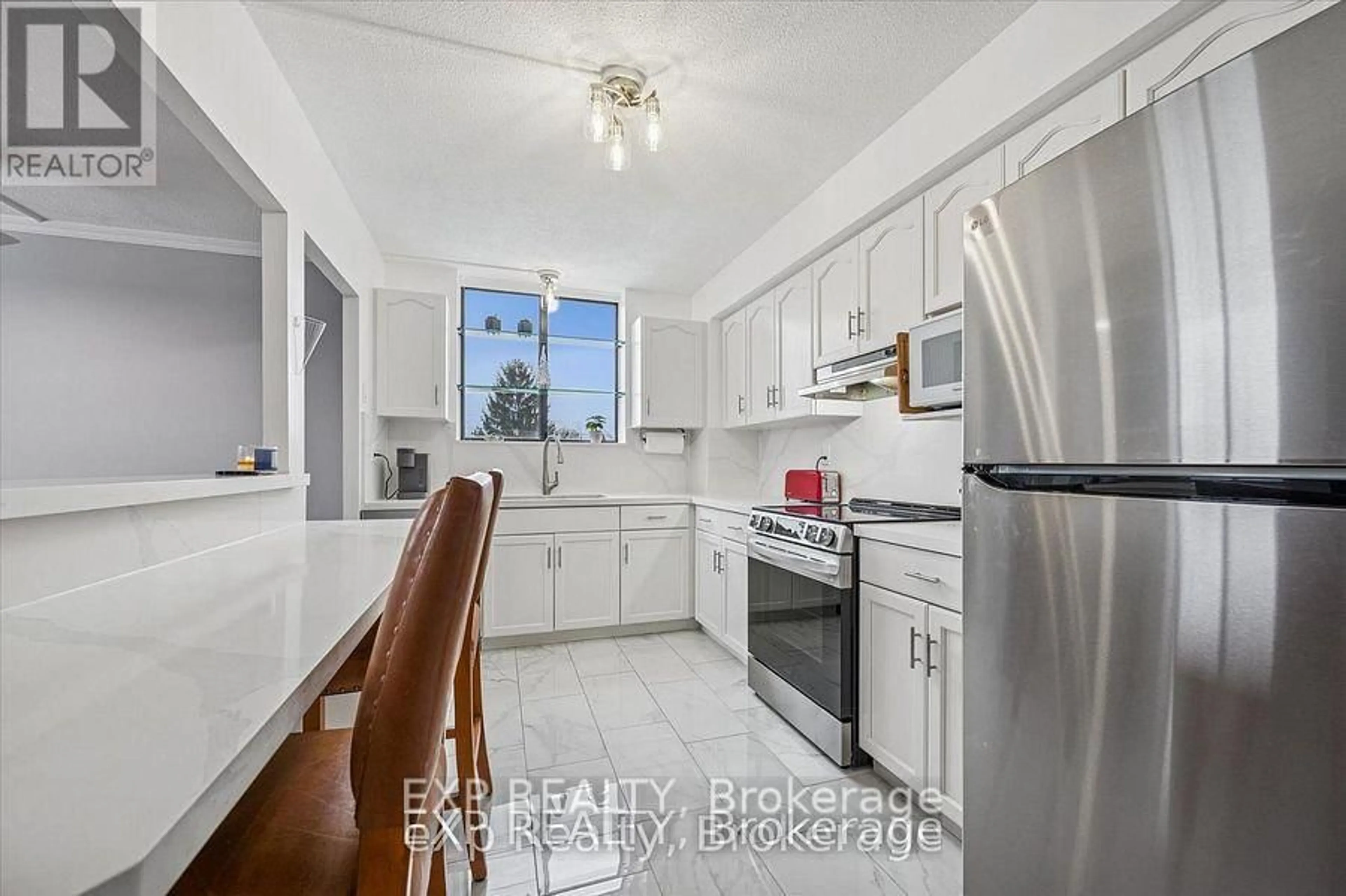 Standard kitchen, ceramic/tile floor for 93 Westwood Rd #301, Guelph Ontario N1H 7J7