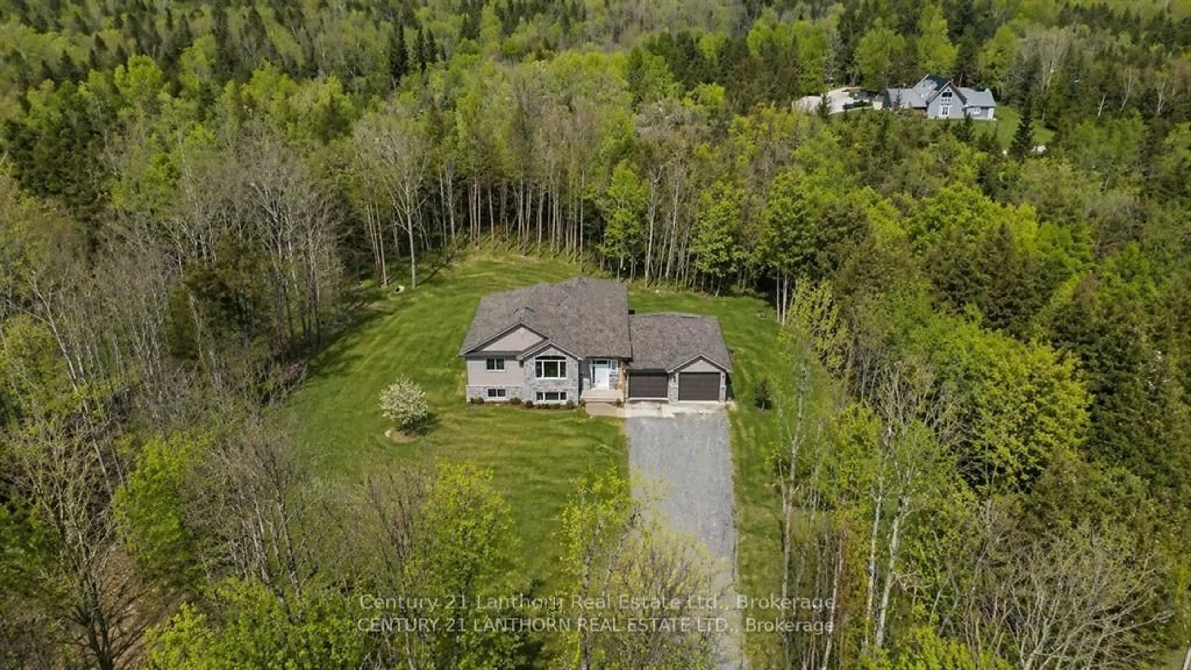 A pic from outside/outdoor area/front of a property/back of a property/a pic from drone, unknown for 1039 Crookston Rd, Madoc Ontario K0K 2K0