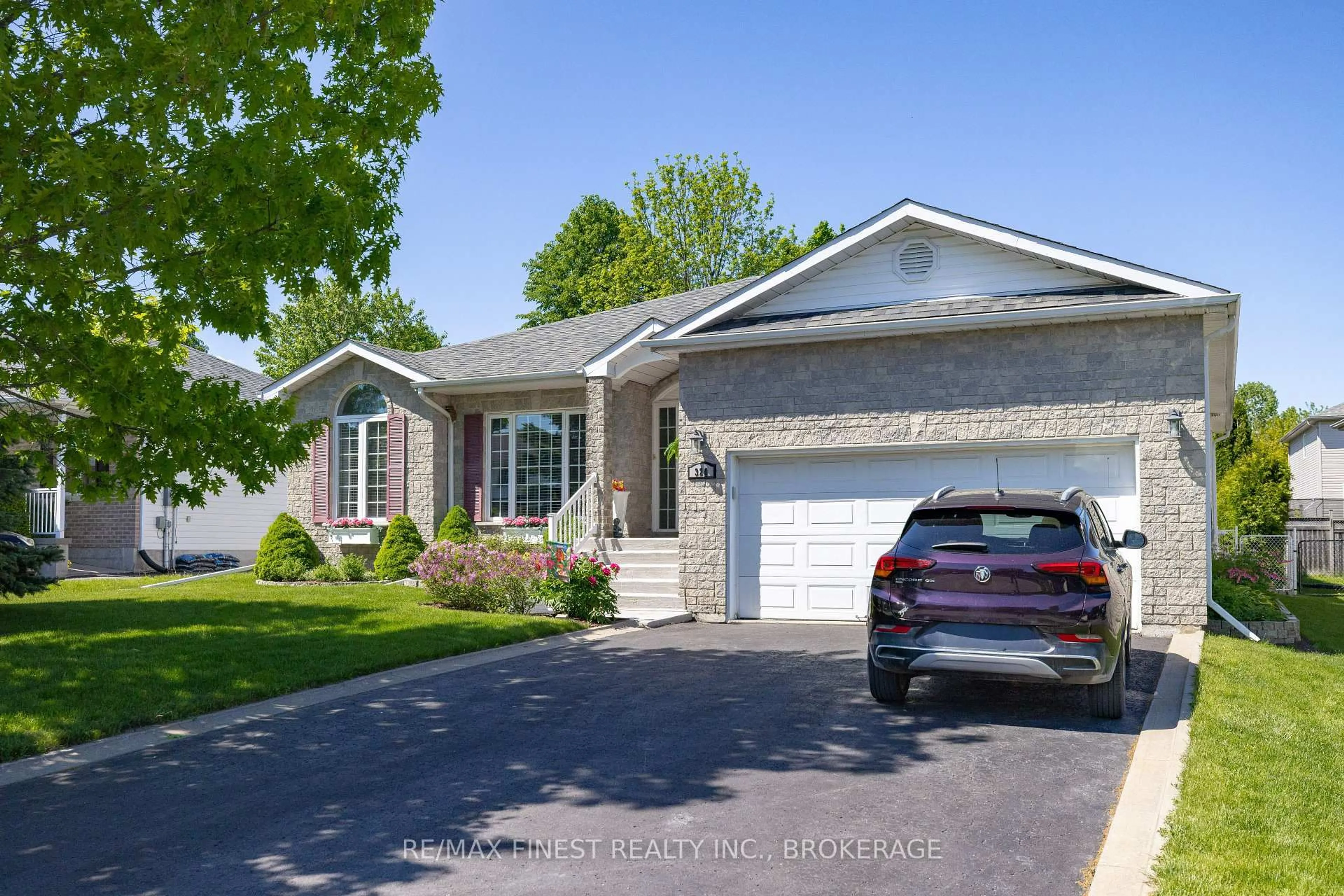 Home with vinyl exterior material, street for 320 Friarhill Cres, Kingston Ontario K7M 8P4