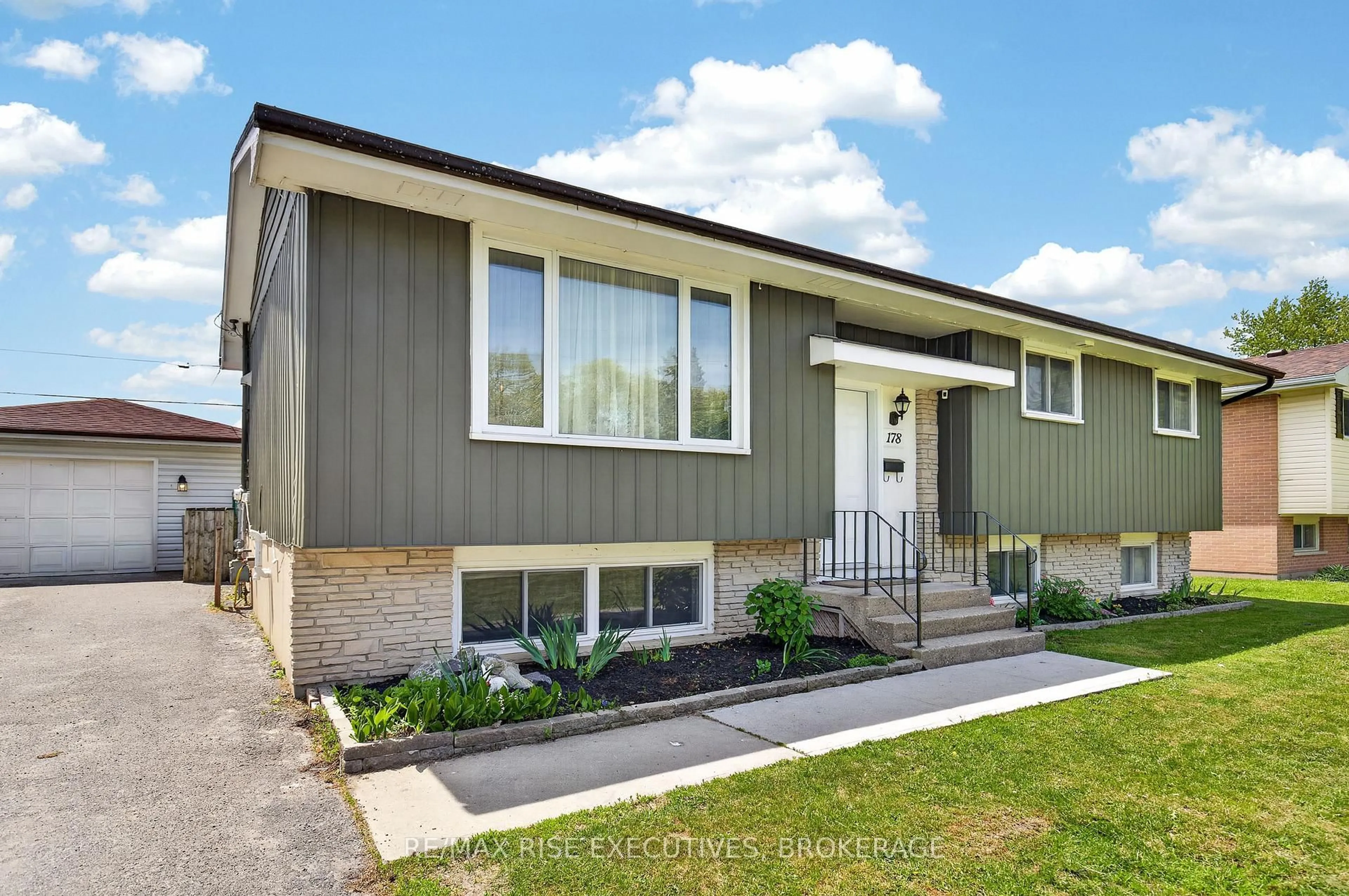 Home with vinyl exterior material, street for 178 Amherst Dr, Loyalist Ontario K7N 1T4