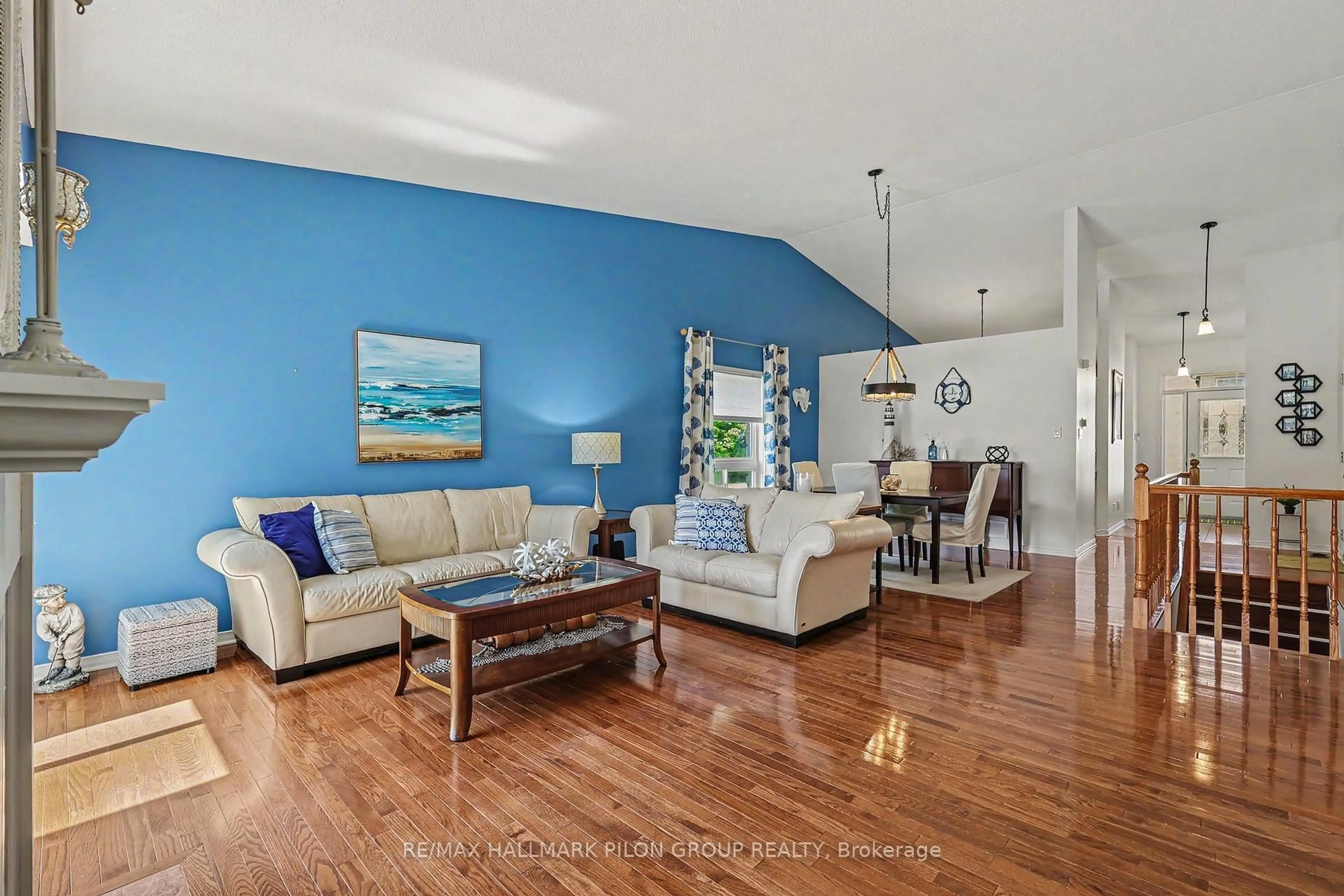 Living room with furniture, unknown for 103 Jasper Cres, Clarence-Rockland Ontario K4K 0A4
