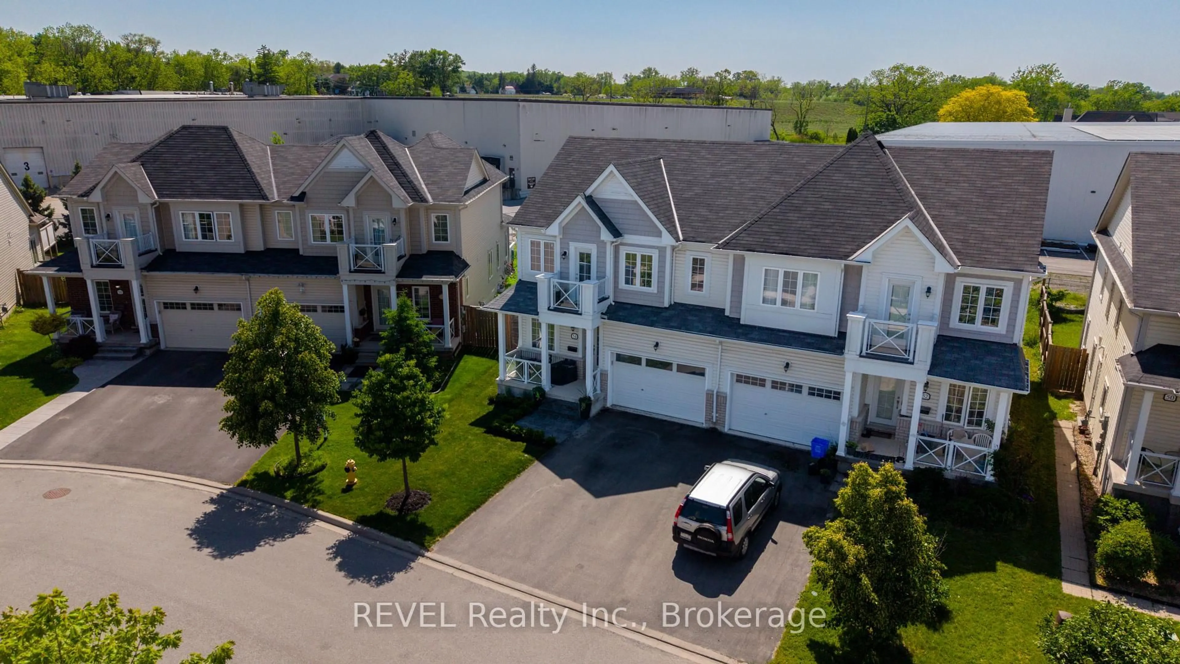 A pic from outside/outdoor area/front of a property/back of a property/a pic from drone, street for 54 Dominion Cres, Niagara-on-the-Lake Ontario L0S 1J1